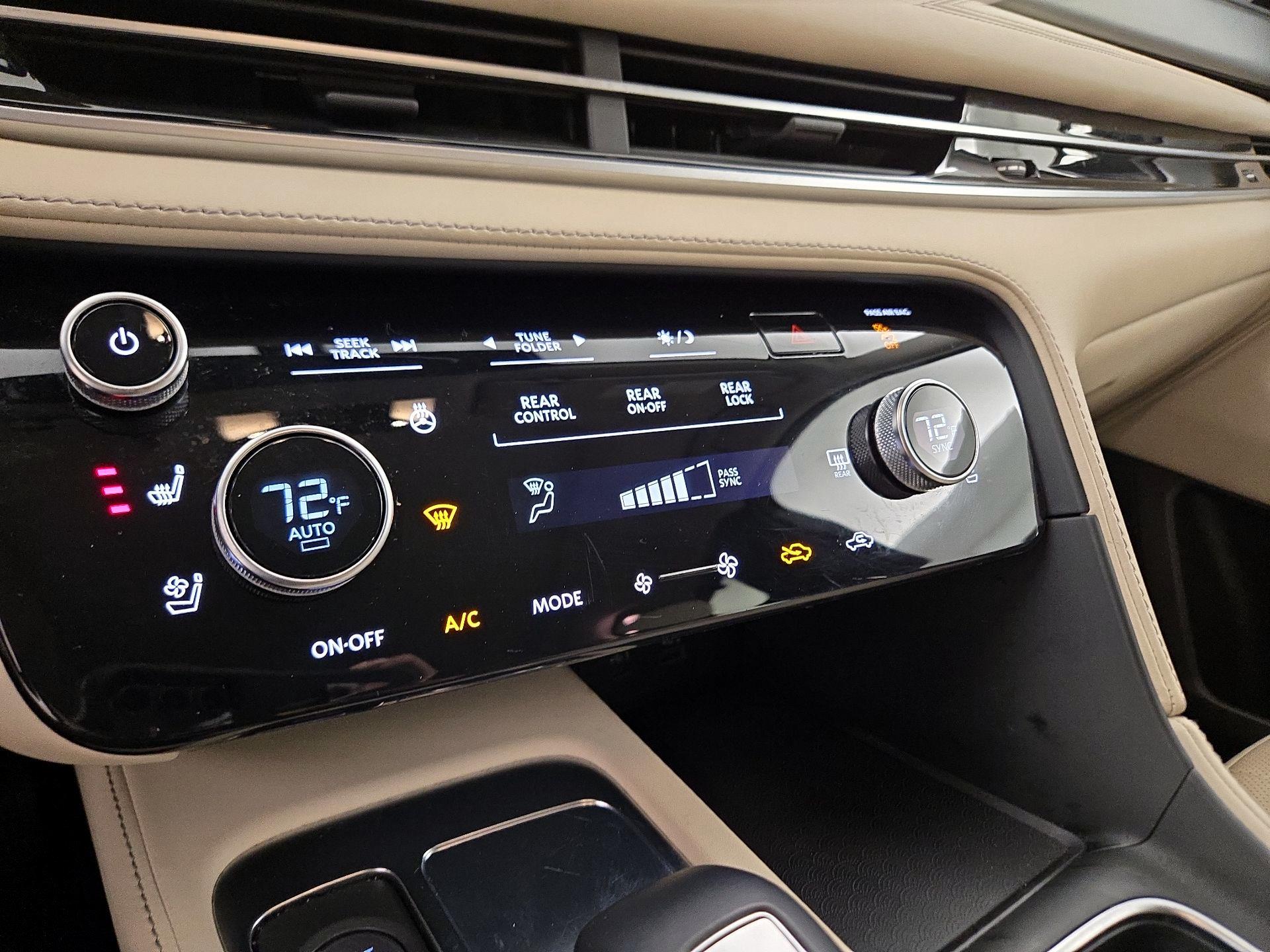 Thumbnail: 2022 INFINITI QX60 - 17