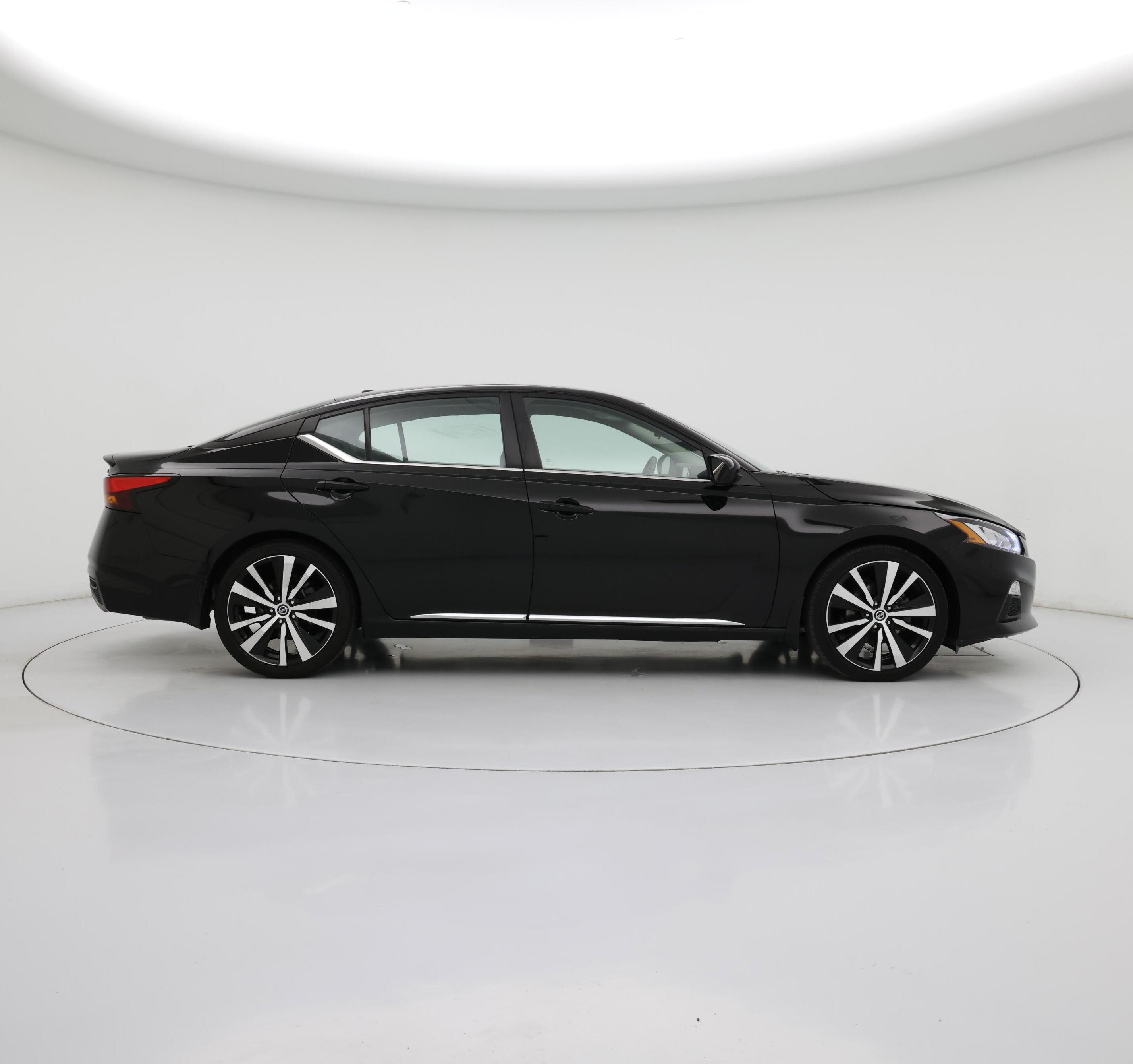 Thumbnail: 2022 Nissan Altima - 7