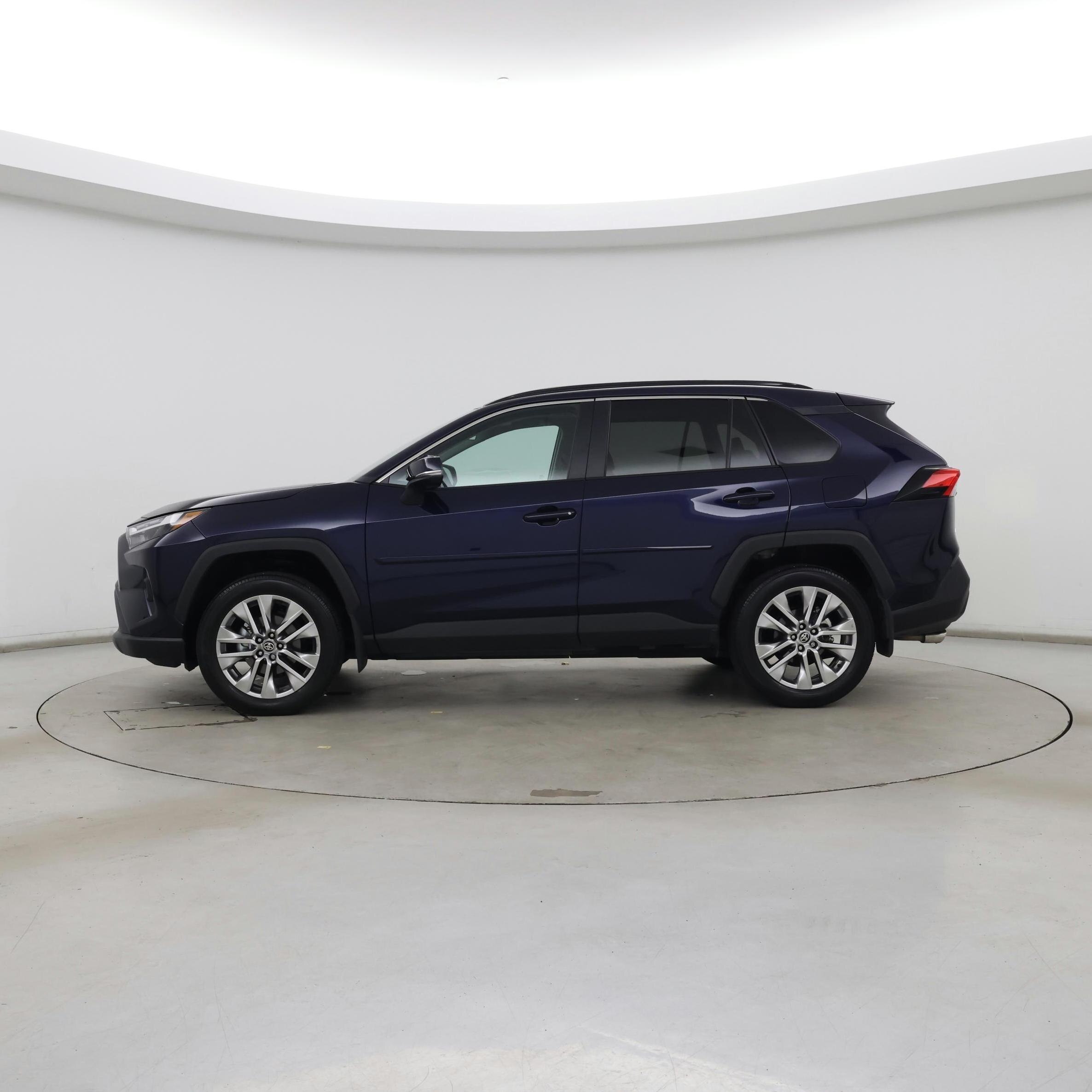 Thumbnail: 2025 Toyota RAV4 - 3