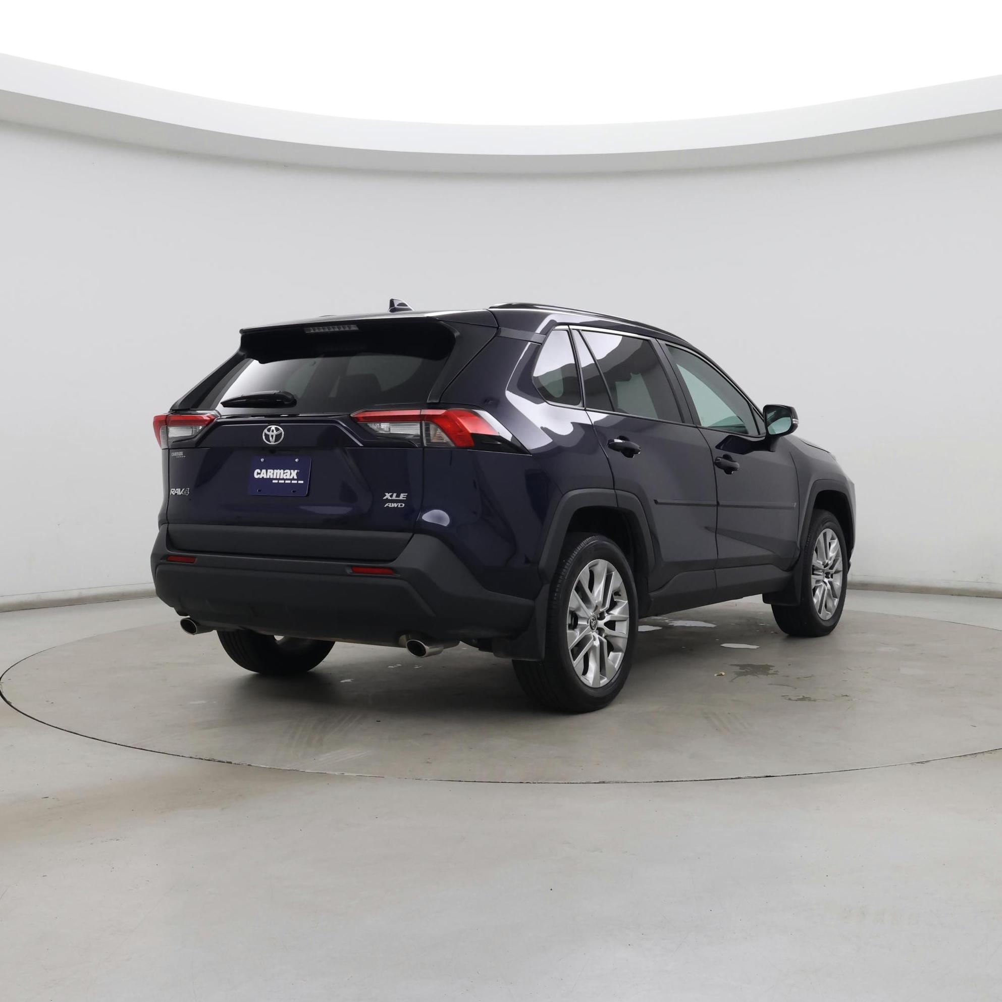 Thumbnail: 2025 Toyota RAV4 - 8
