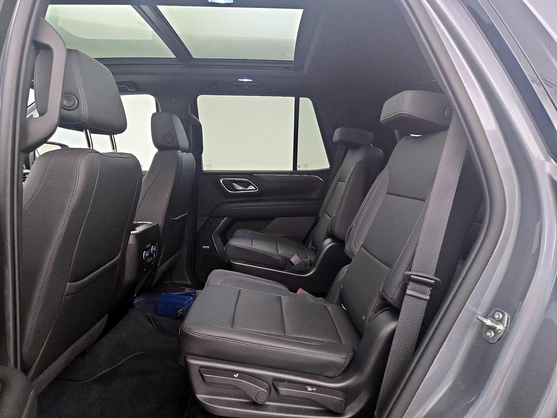 Thumbnail: 2022 Chevrolet Tahoe - 20