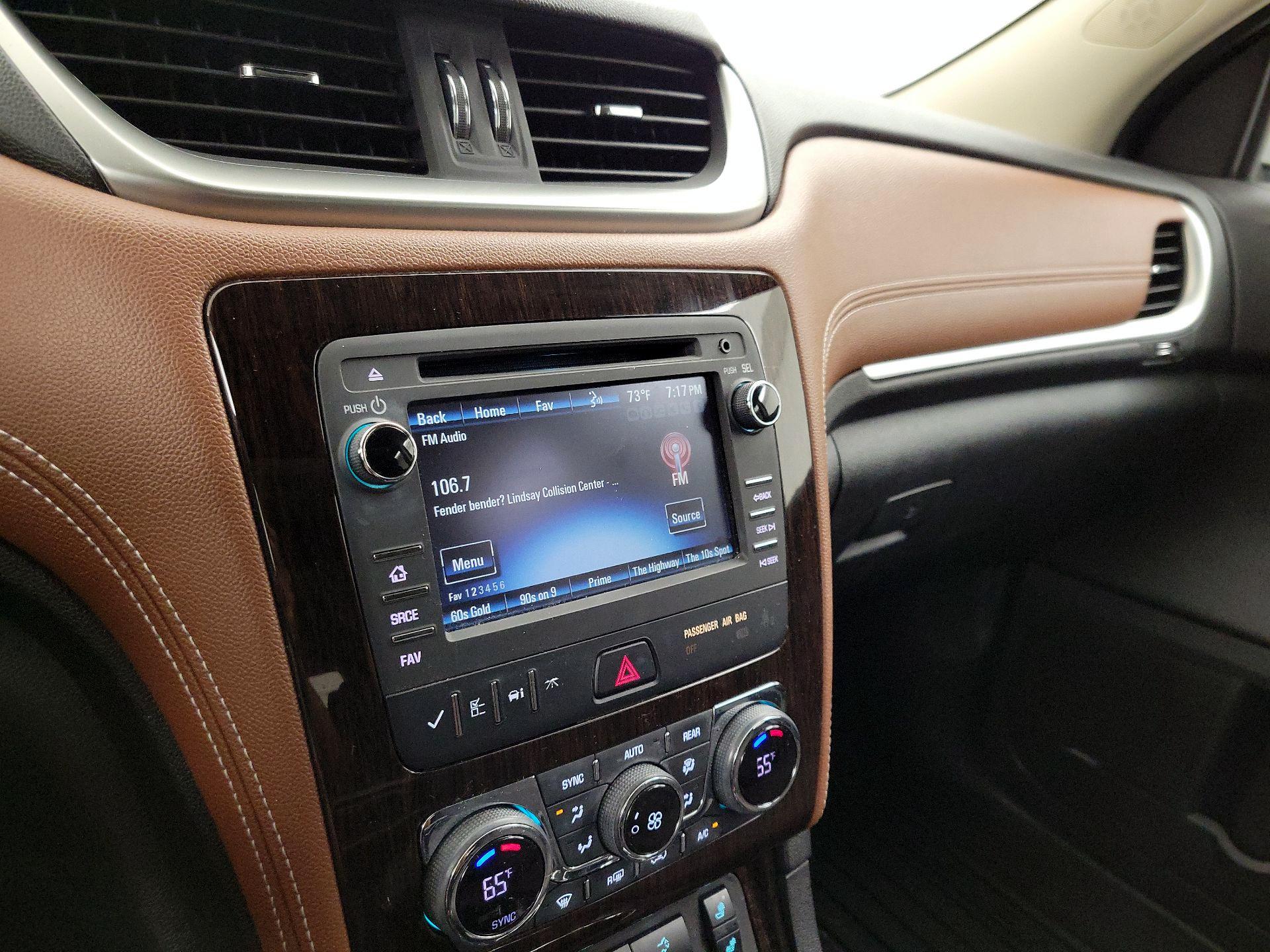 Thumbnail: 2017 Chevrolet Traverse - 15