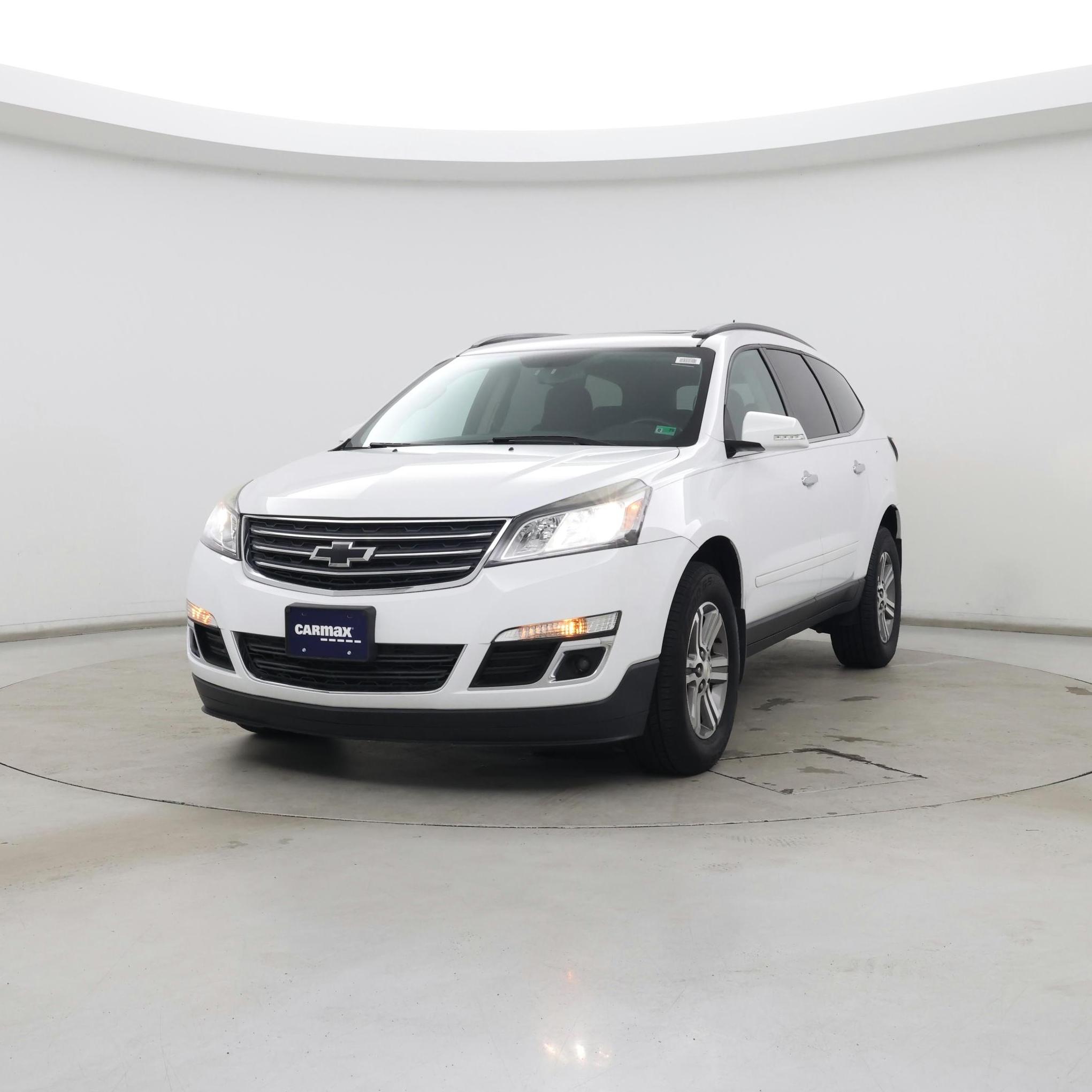 Thumbnail: 2017 Chevrolet Traverse - 4