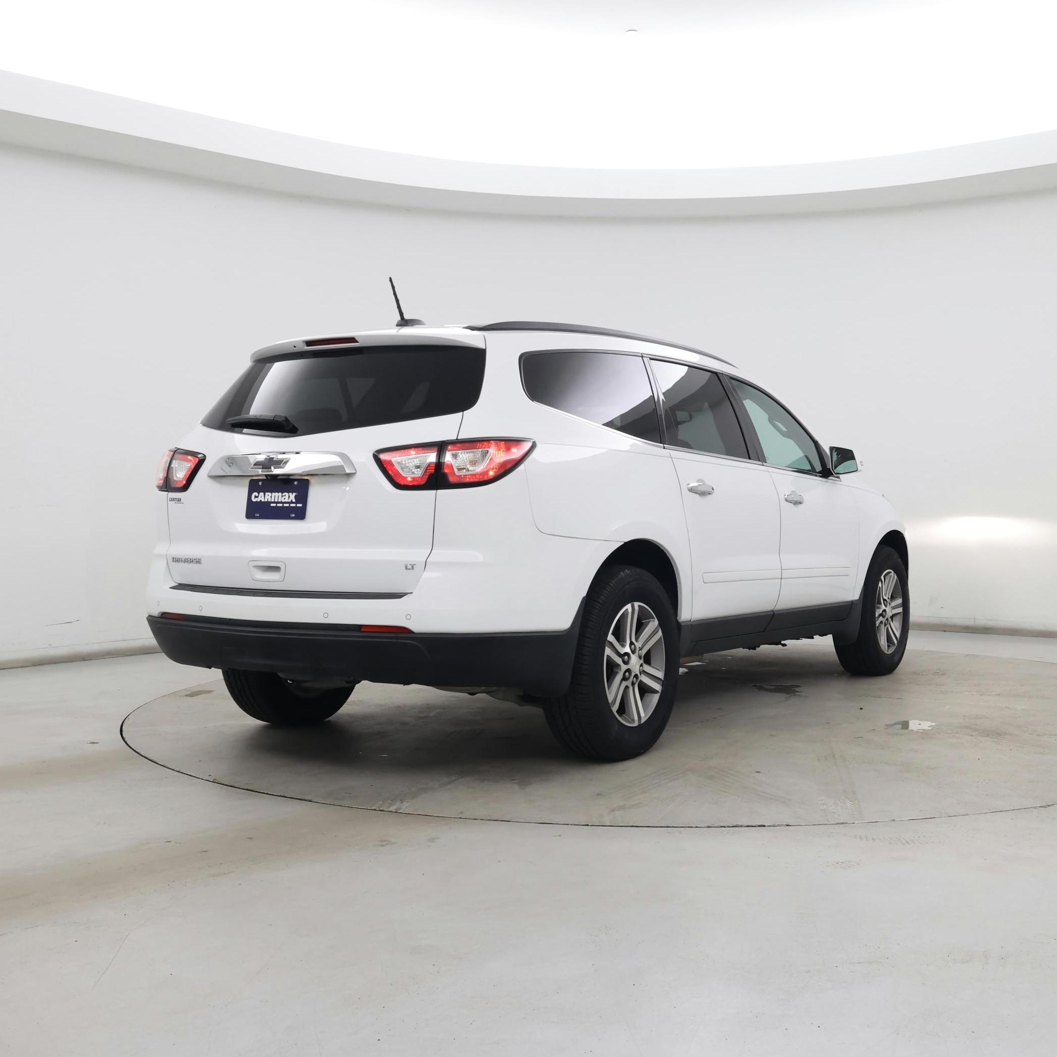 Thumbnail: 2017 Chevrolet Traverse - 8