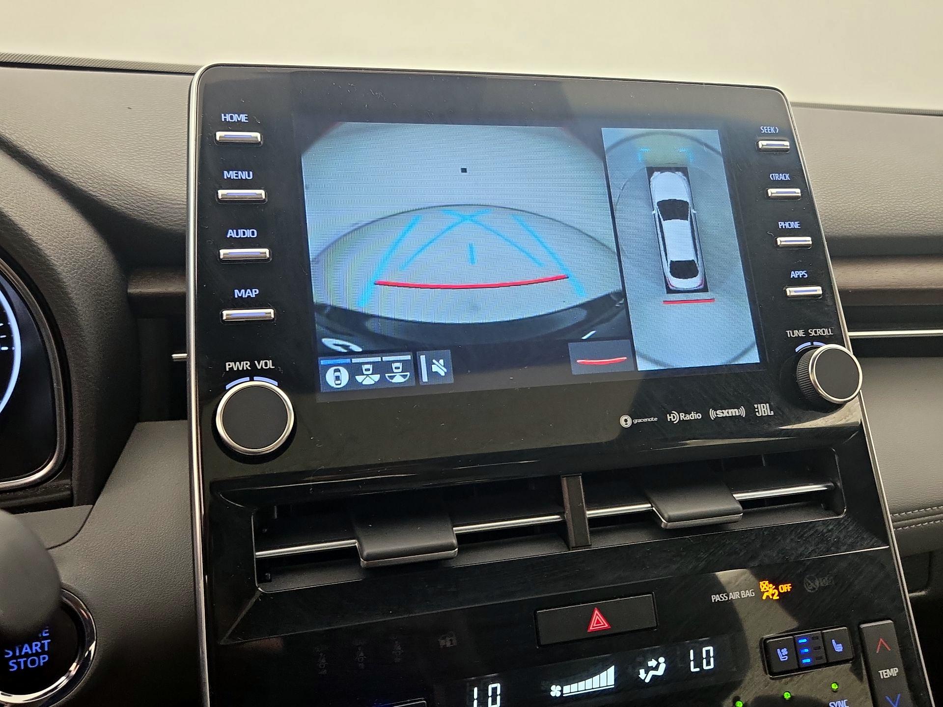 Thumbnail: 2019 Toyota Avalon - 15