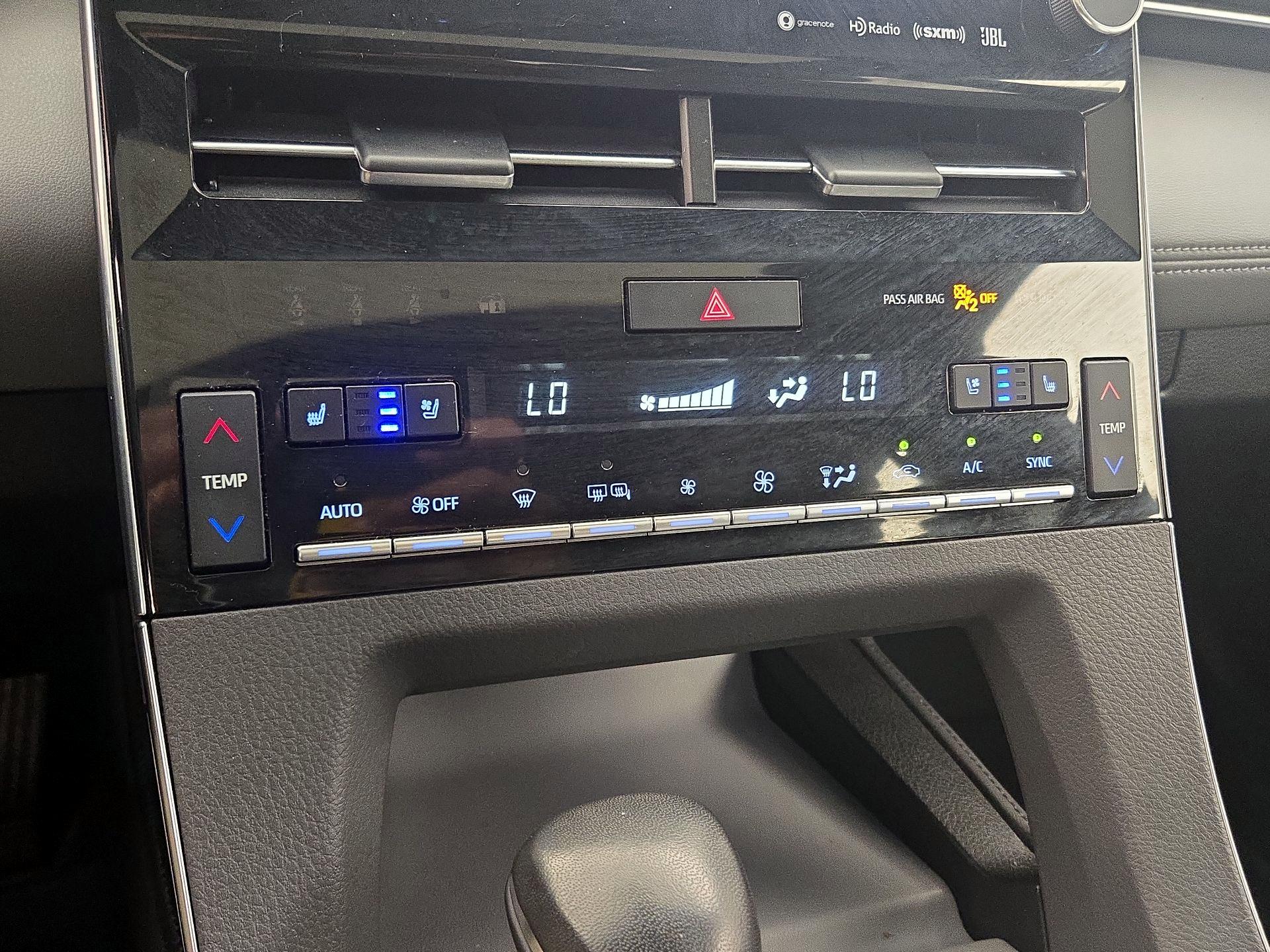 Thumbnail: 2019 Toyota Avalon - 17