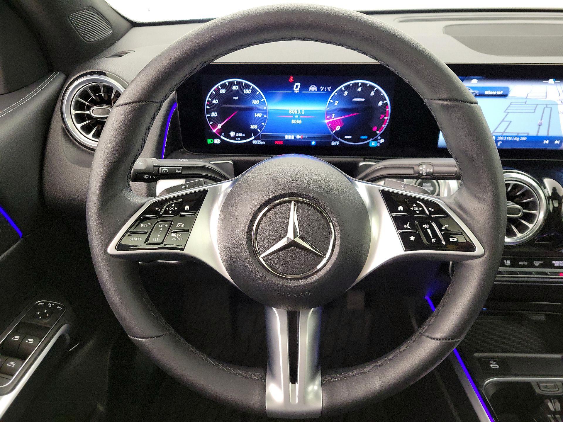Thumbnail: 2024 Mercedes-Benz GLB - 10