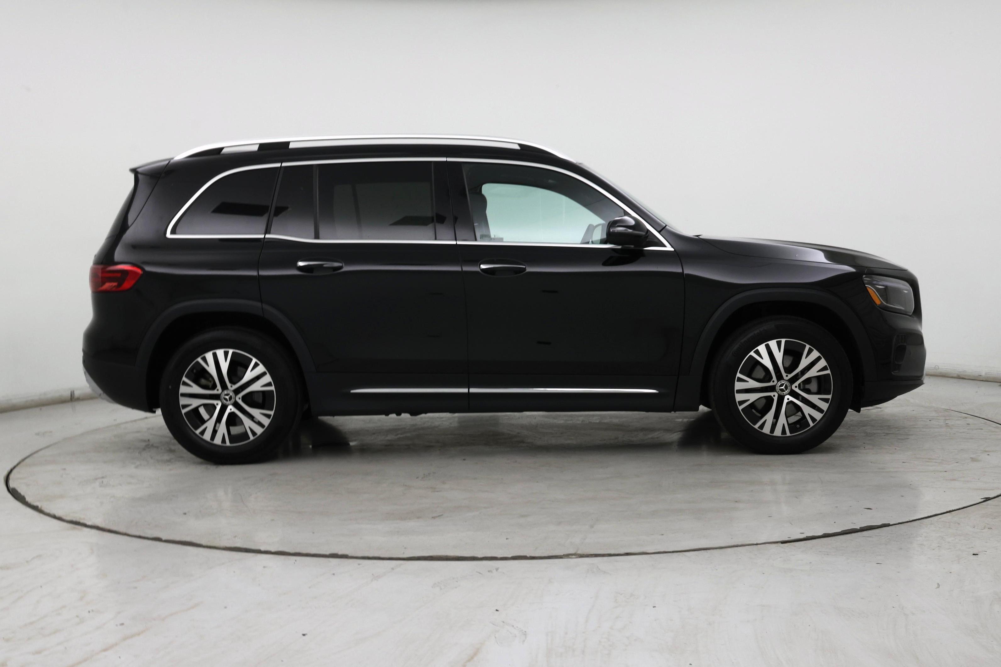 Thumbnail: 2024 Mercedes-Benz GLB - 7