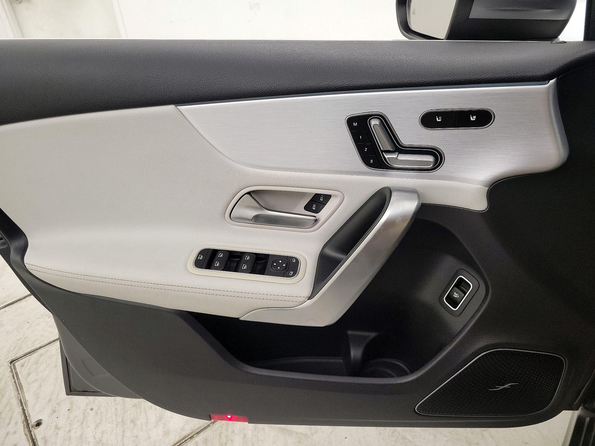 Thumbnail: 2021 Mercedes-Benz A-Class - 12