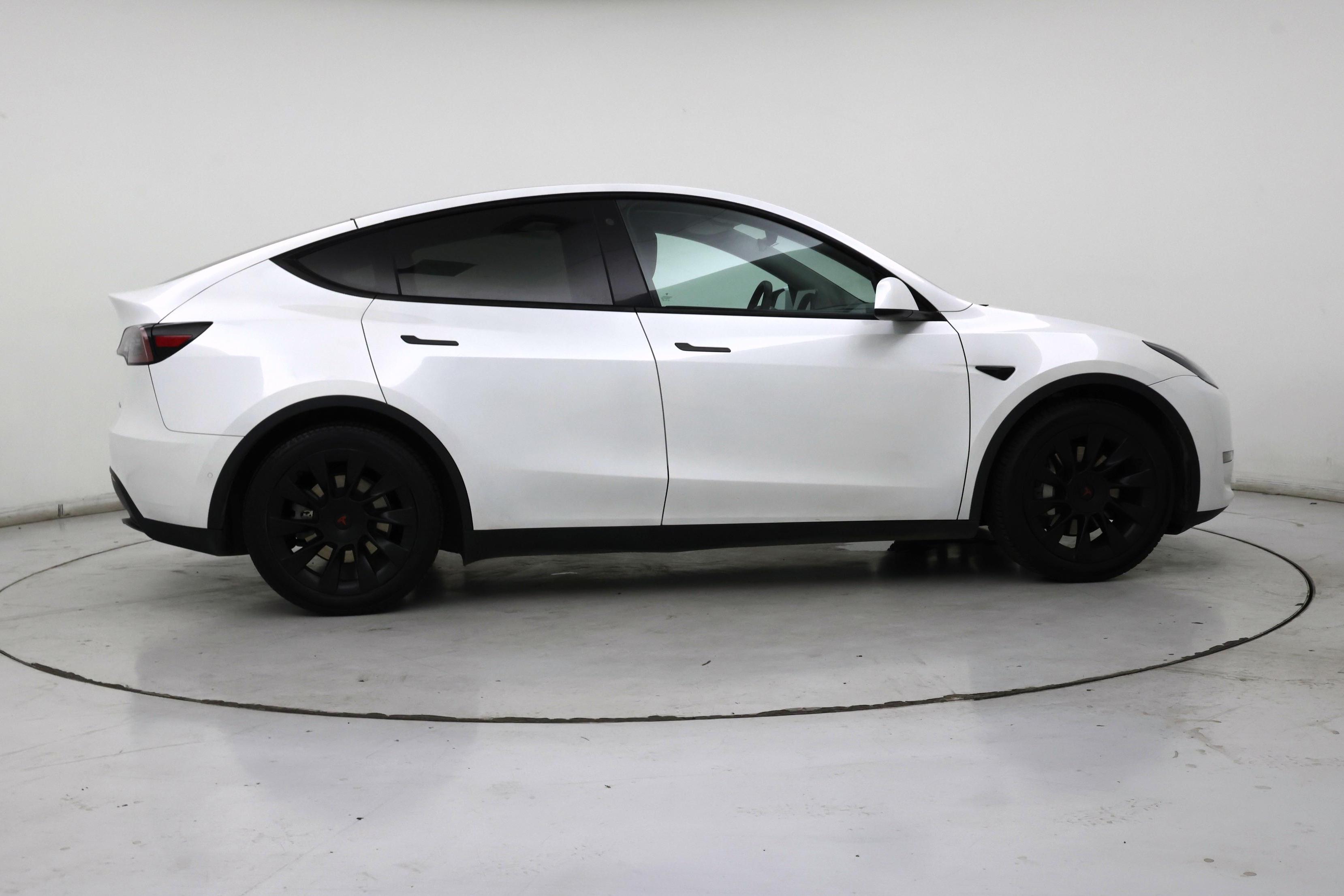 Thumbnail: 2020 Tesla Model Y - 7