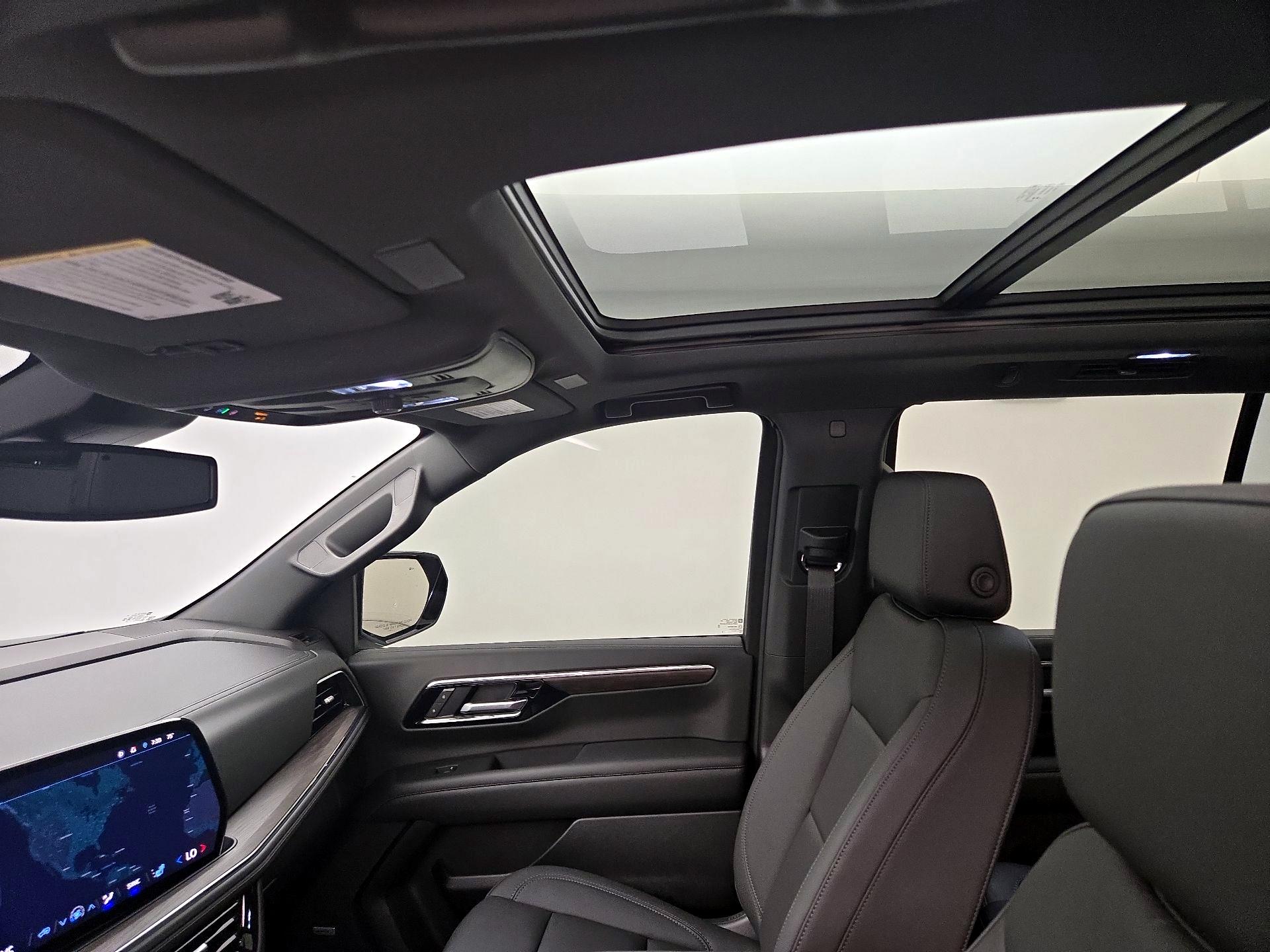 Thumbnail: 2025 Chevrolet Tahoe - 20