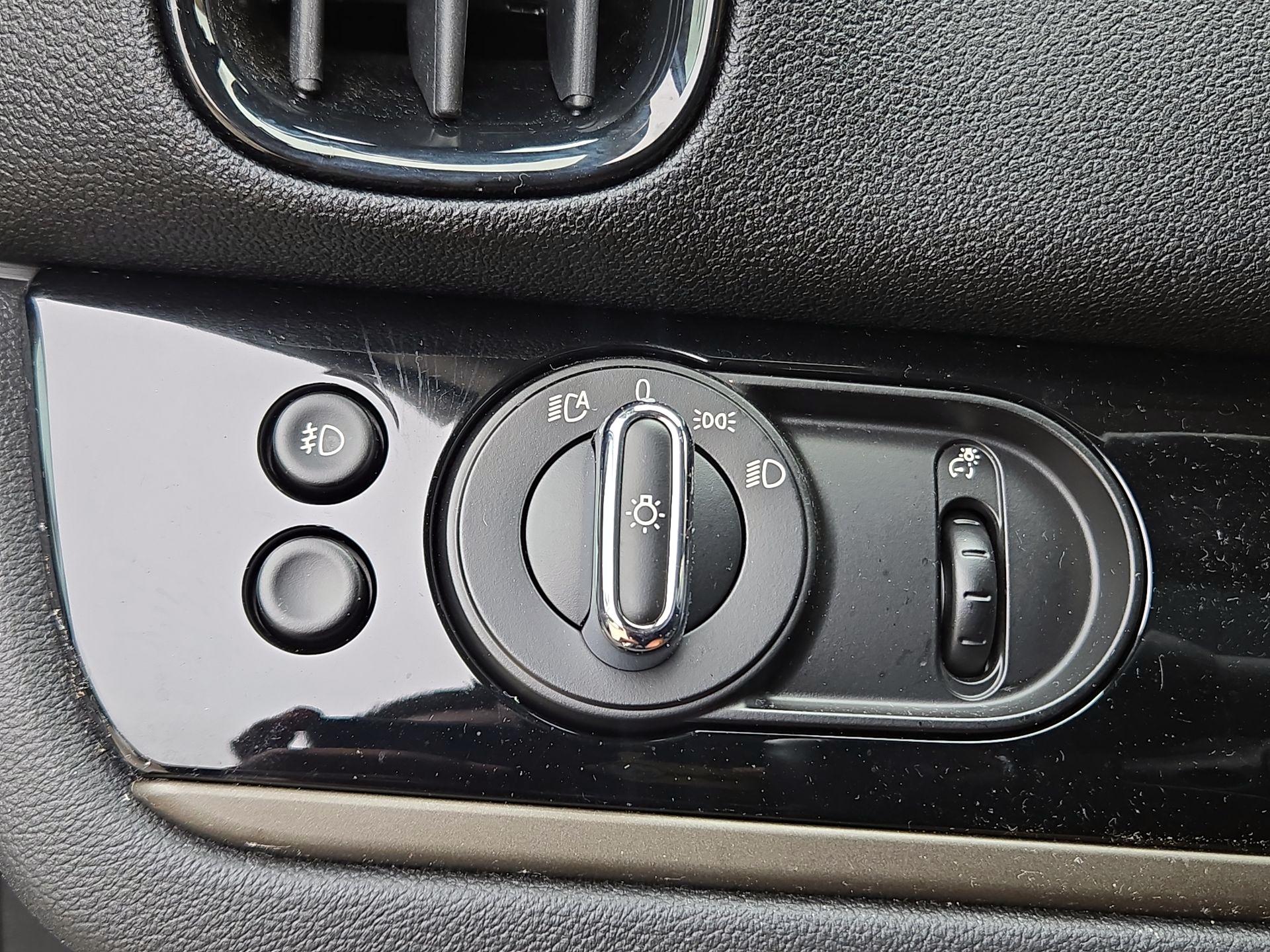 Thumbnail: 2019 MINI Cooper Countryman - 13