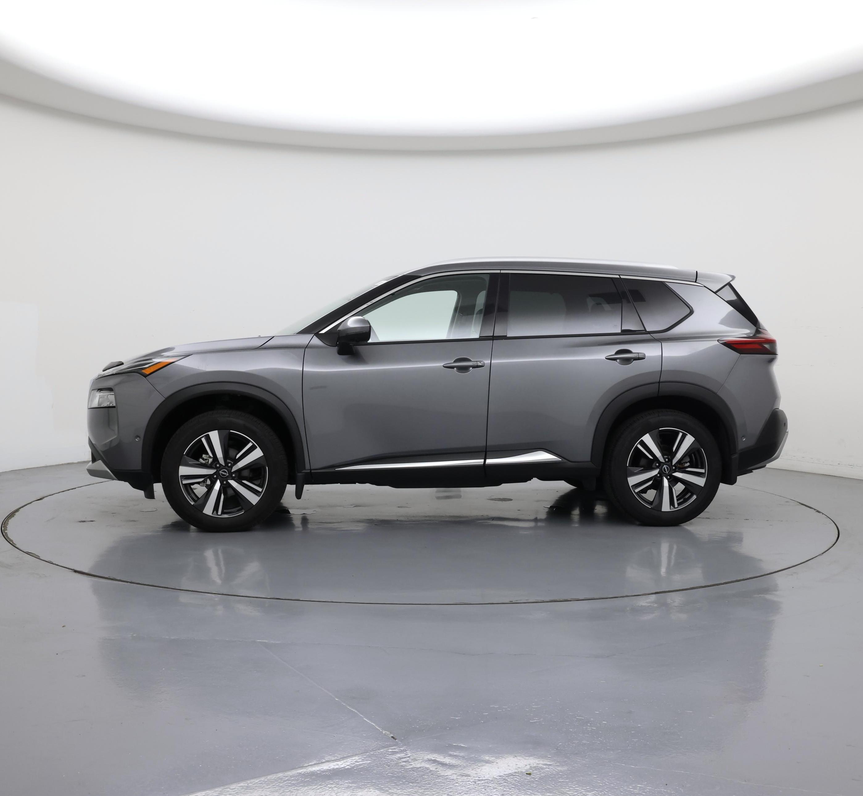 Thumbnail: 2023 Nissan Rogue - 3