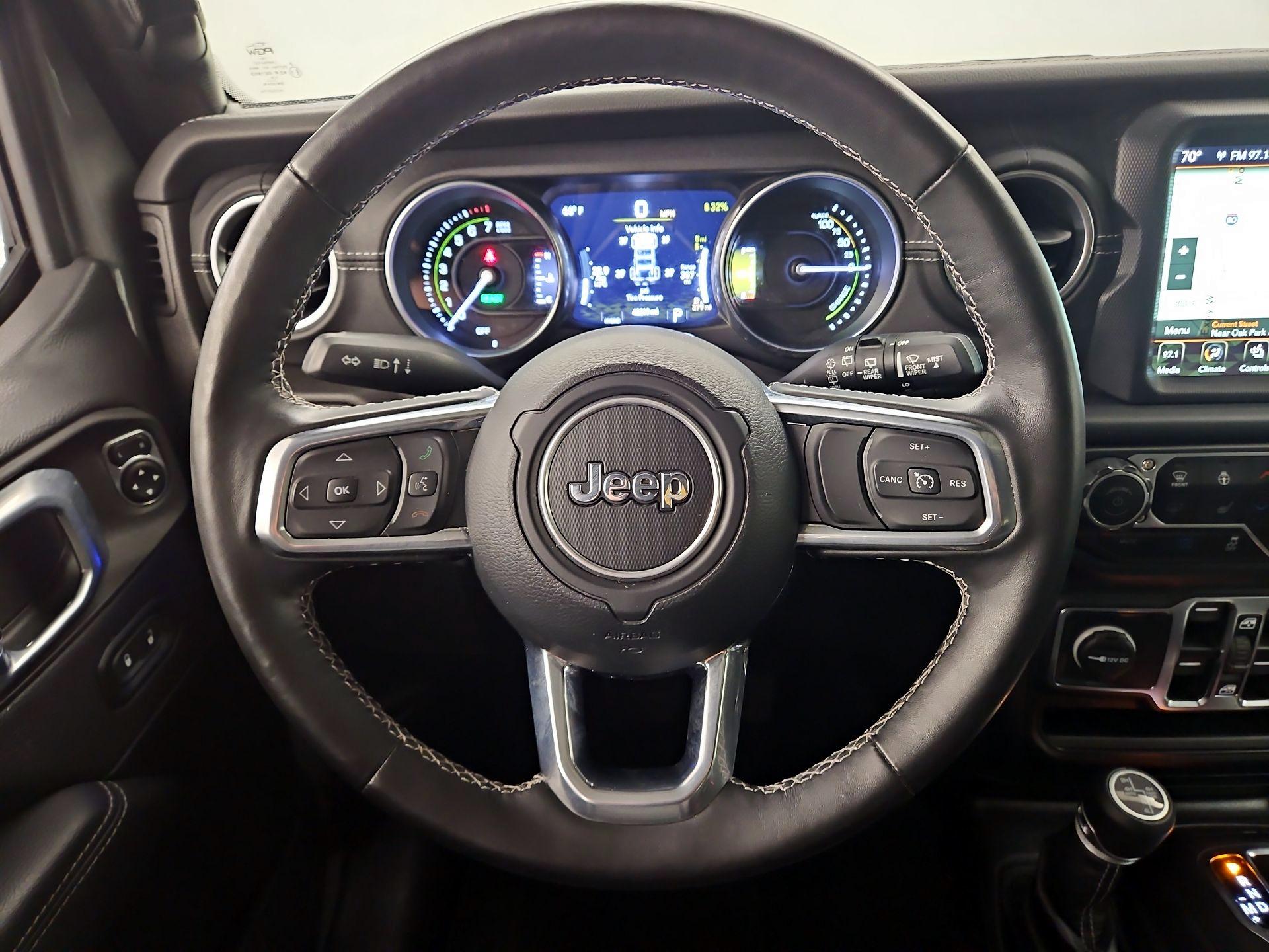 Thumbnail: 2022 Jeep Wrangler - 10