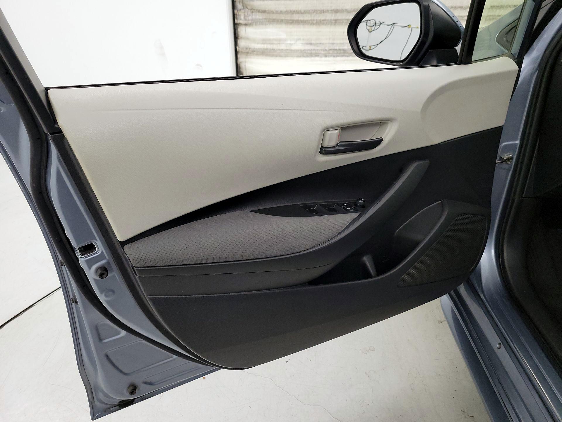 Thumbnail: 2022 Toyota Corolla - 12