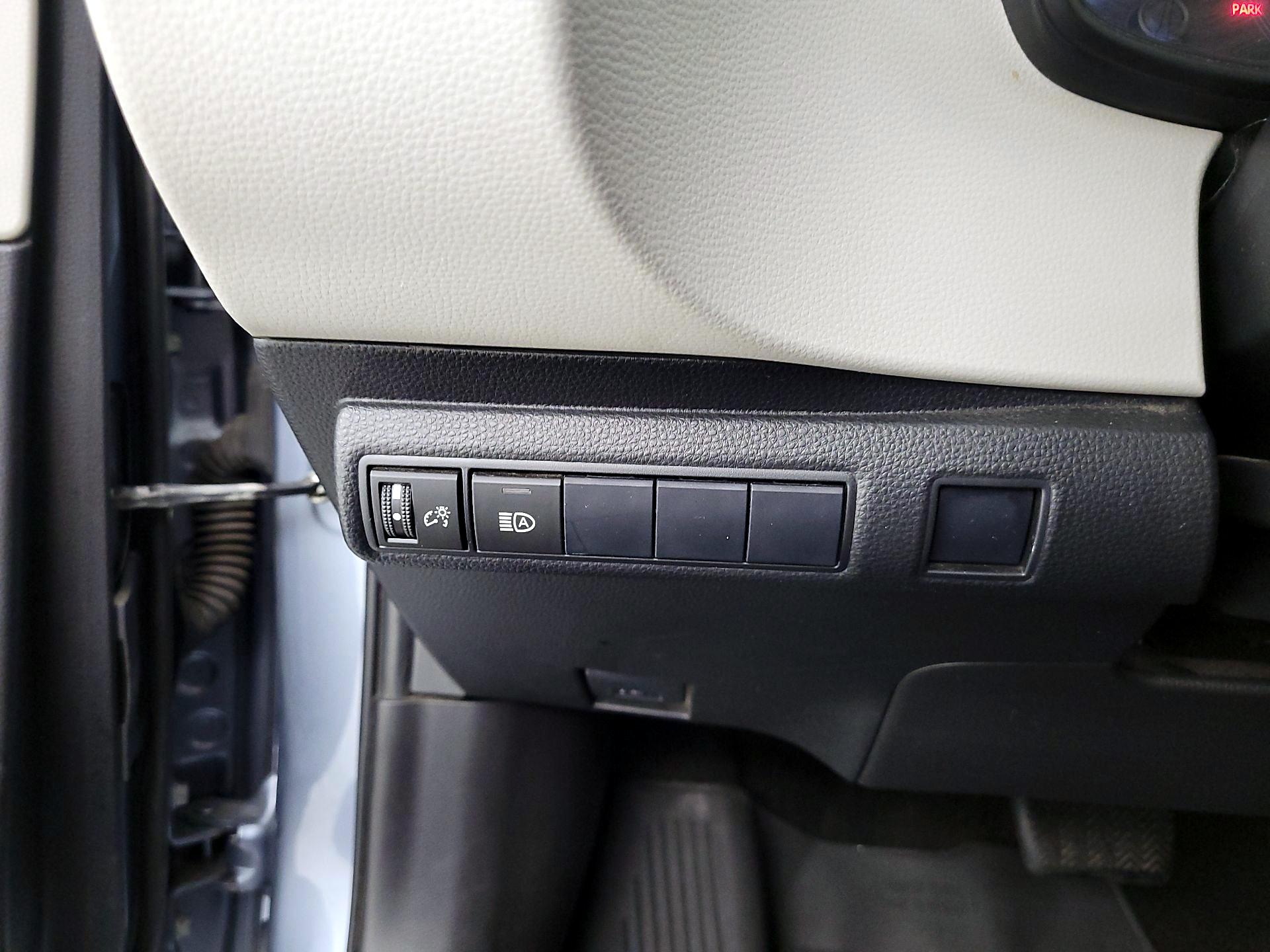 Thumbnail: 2022 Toyota Corolla - 13