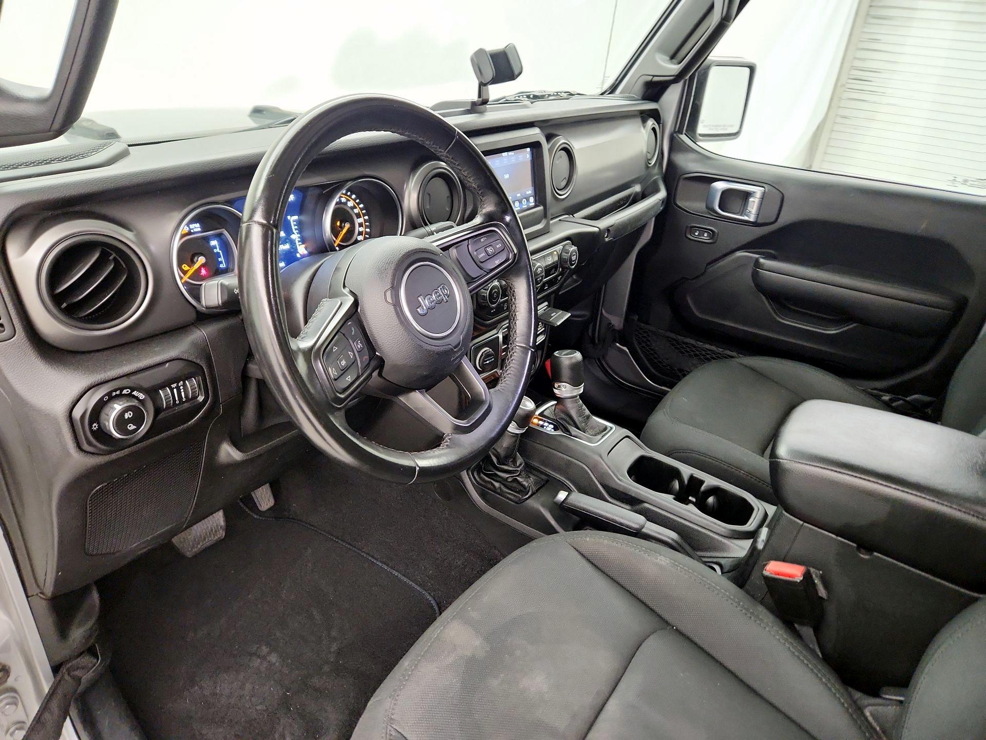 Thumbnail: 2021 Jeep Gladiator - 11