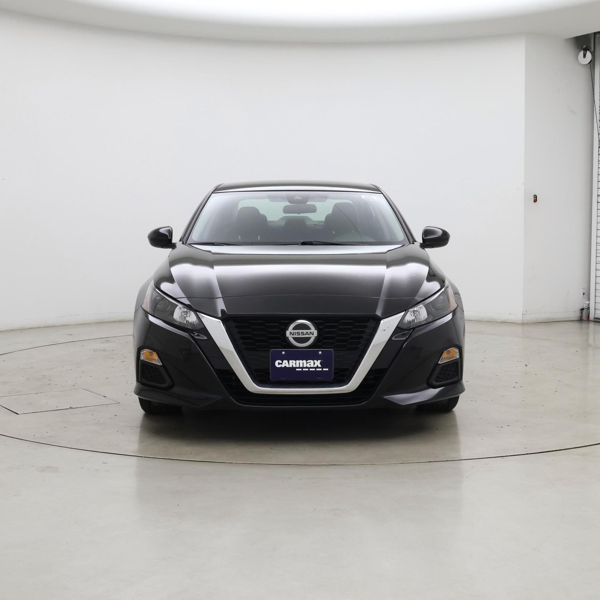 Thumbnail: 2022 Nissan Altima - 5