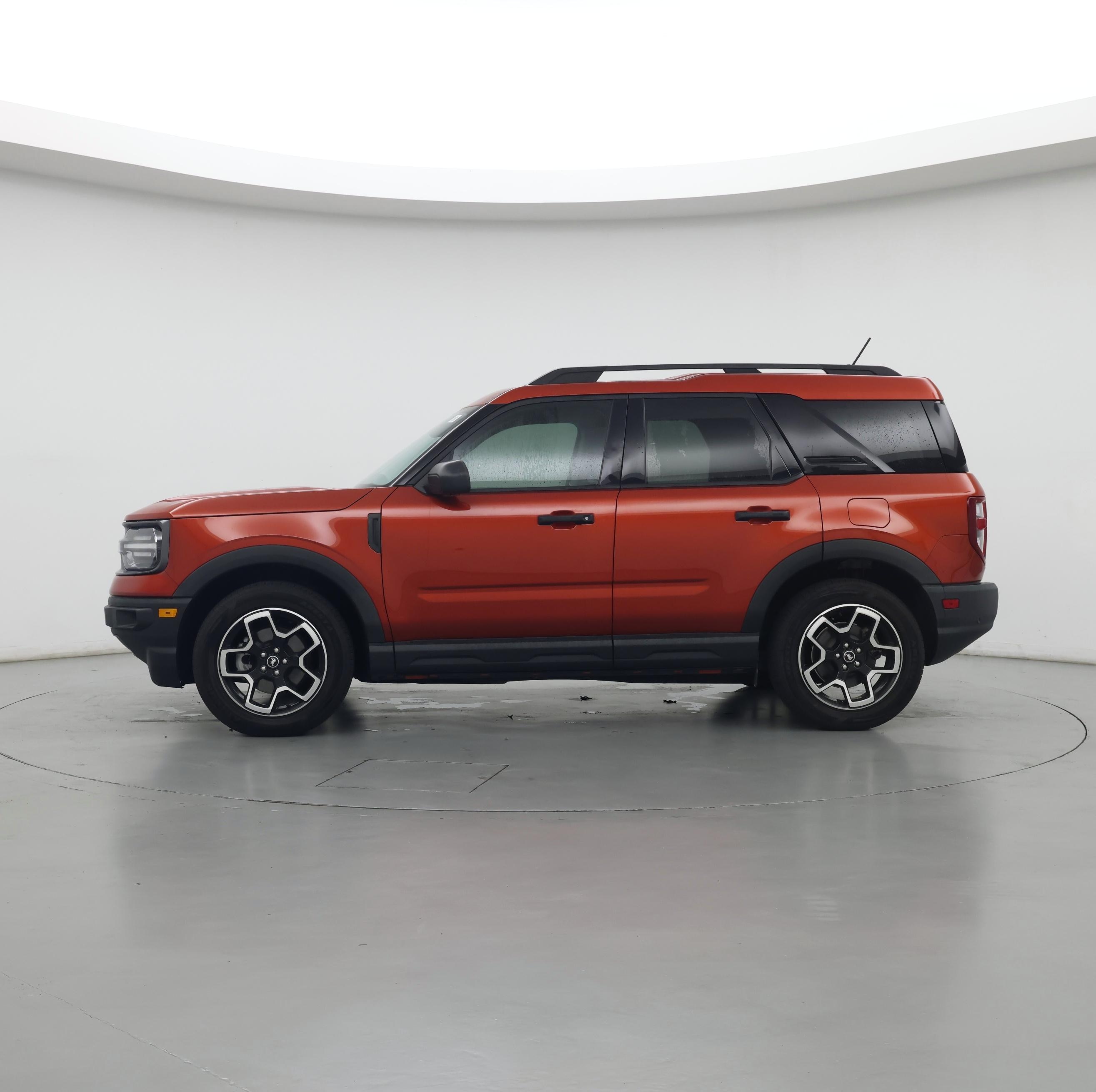 Thumbnail: 2022 Ford Bronco Sport - 3
