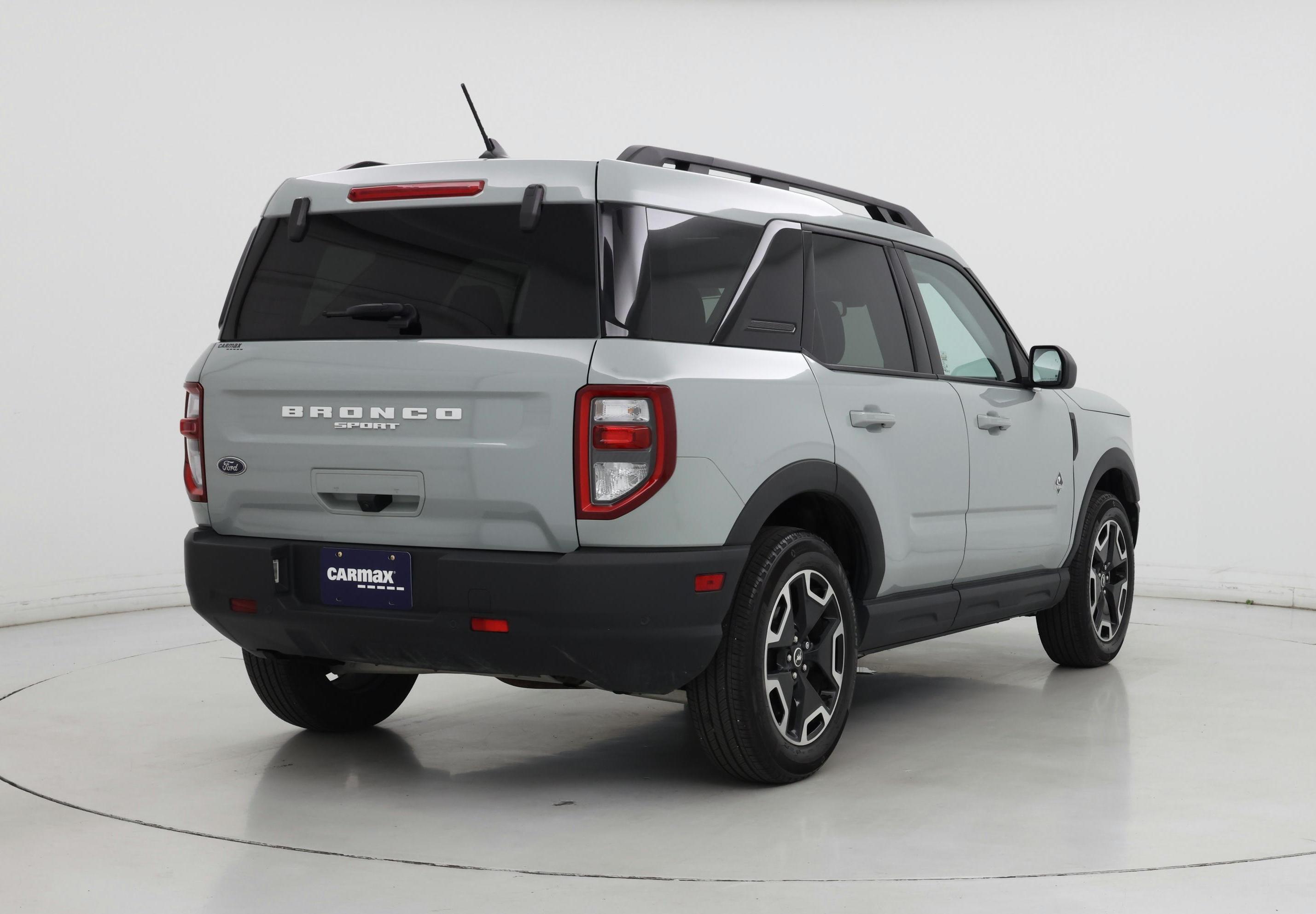 Thumbnail: 2023 Ford Bronco Sport - 8