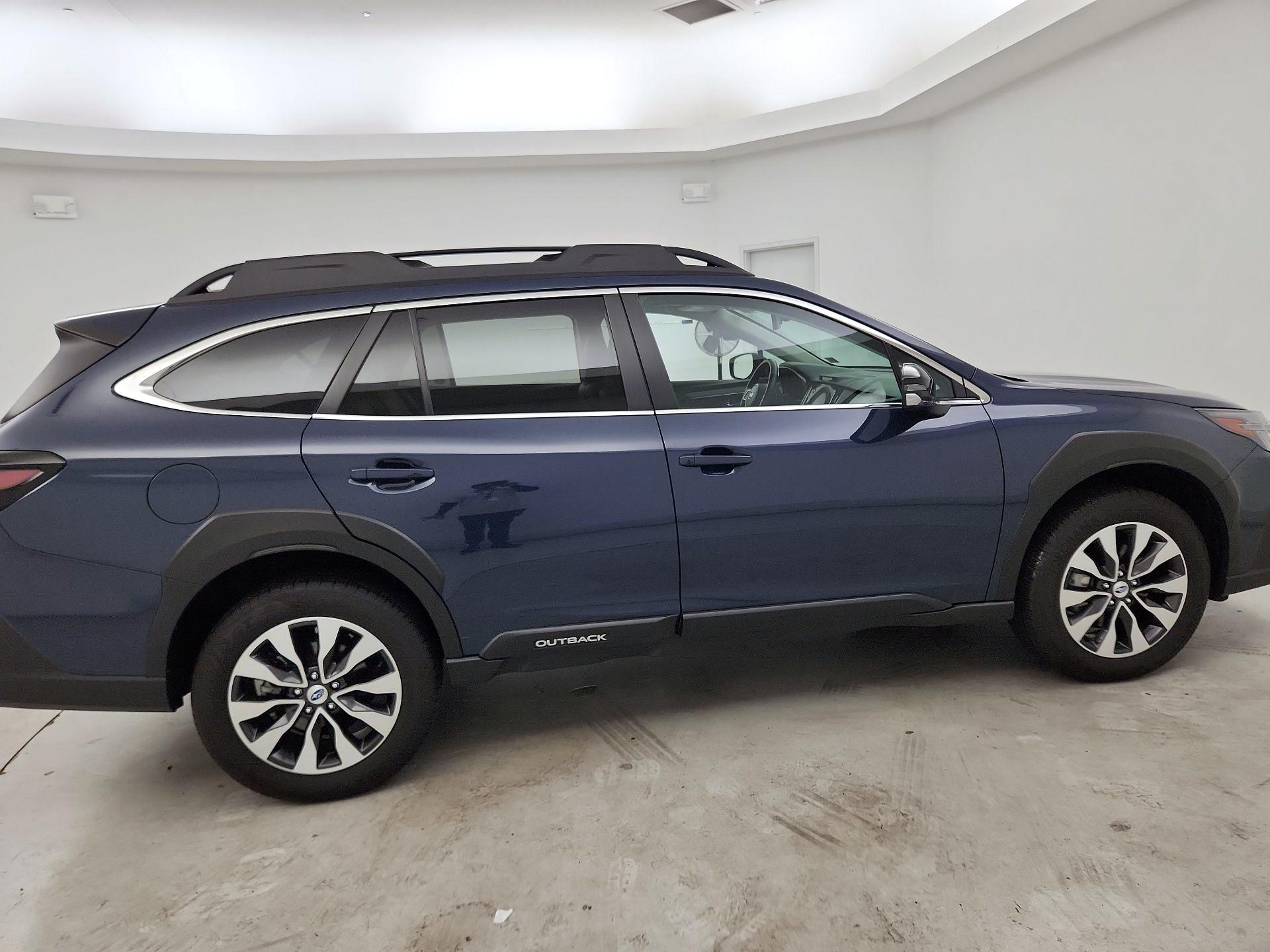 Thumbnail: 2025 Subaru Outback - 4