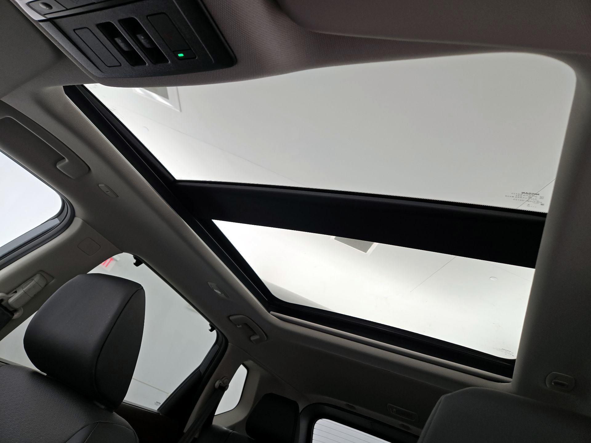 Thumbnail: 2023 Nissan Rogue - 19