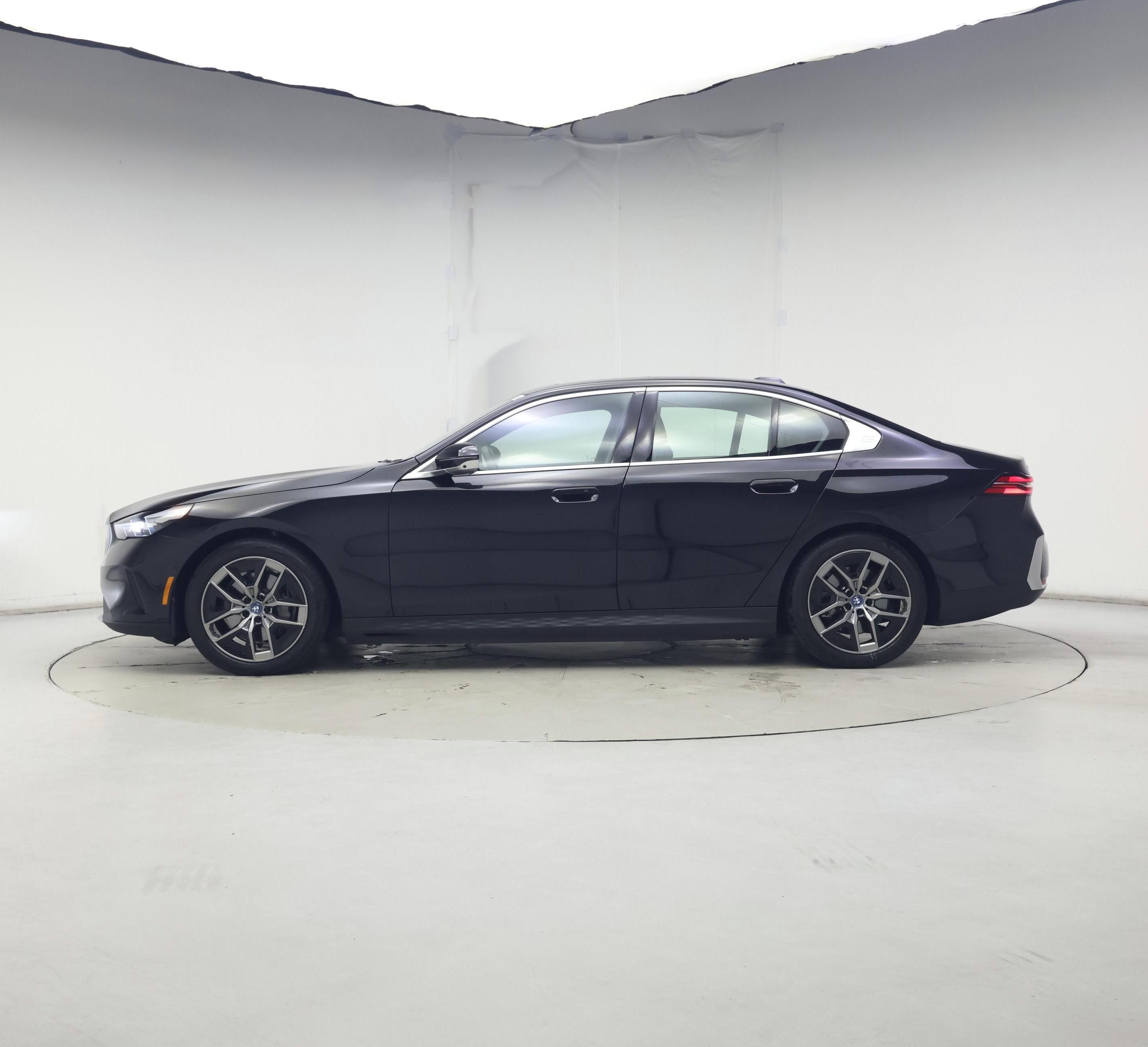 Thumbnail: 2025 BMW i5 - 3