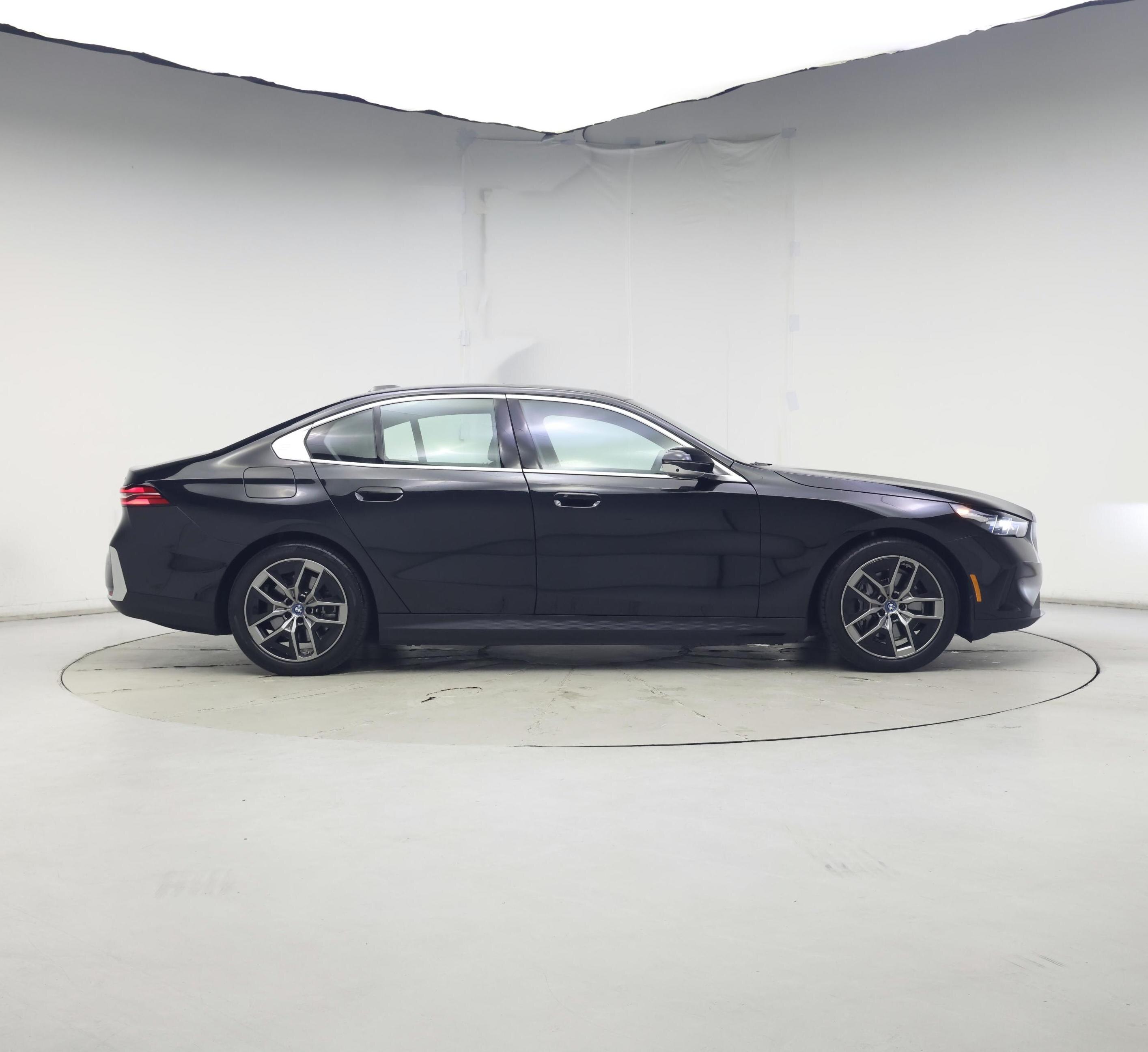 Thumbnail: 2025 BMW i5 - 7