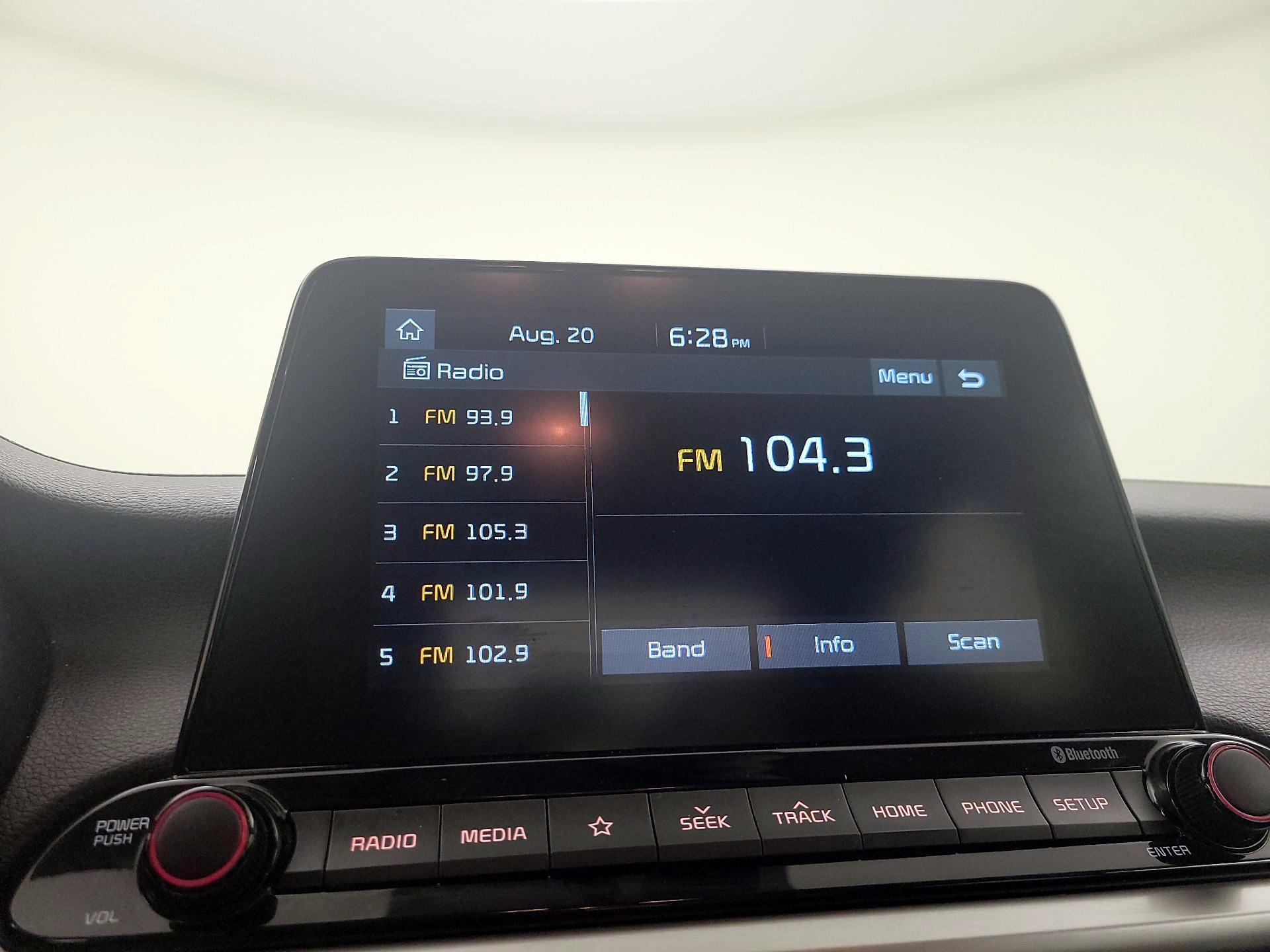 Thumbnail: 2021 Kia Forte - 15