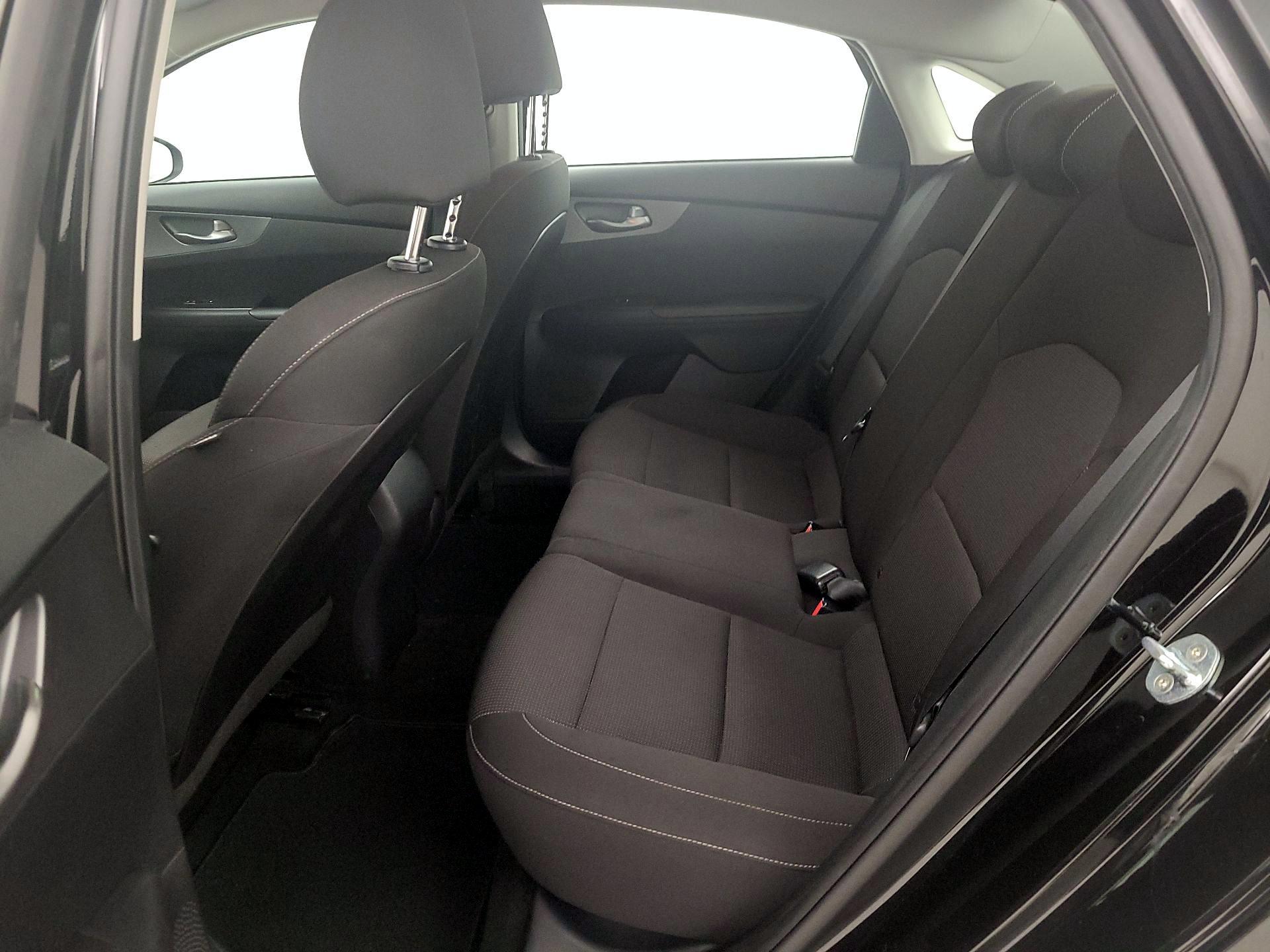 Thumbnail: 2021 Kia Forte - 19