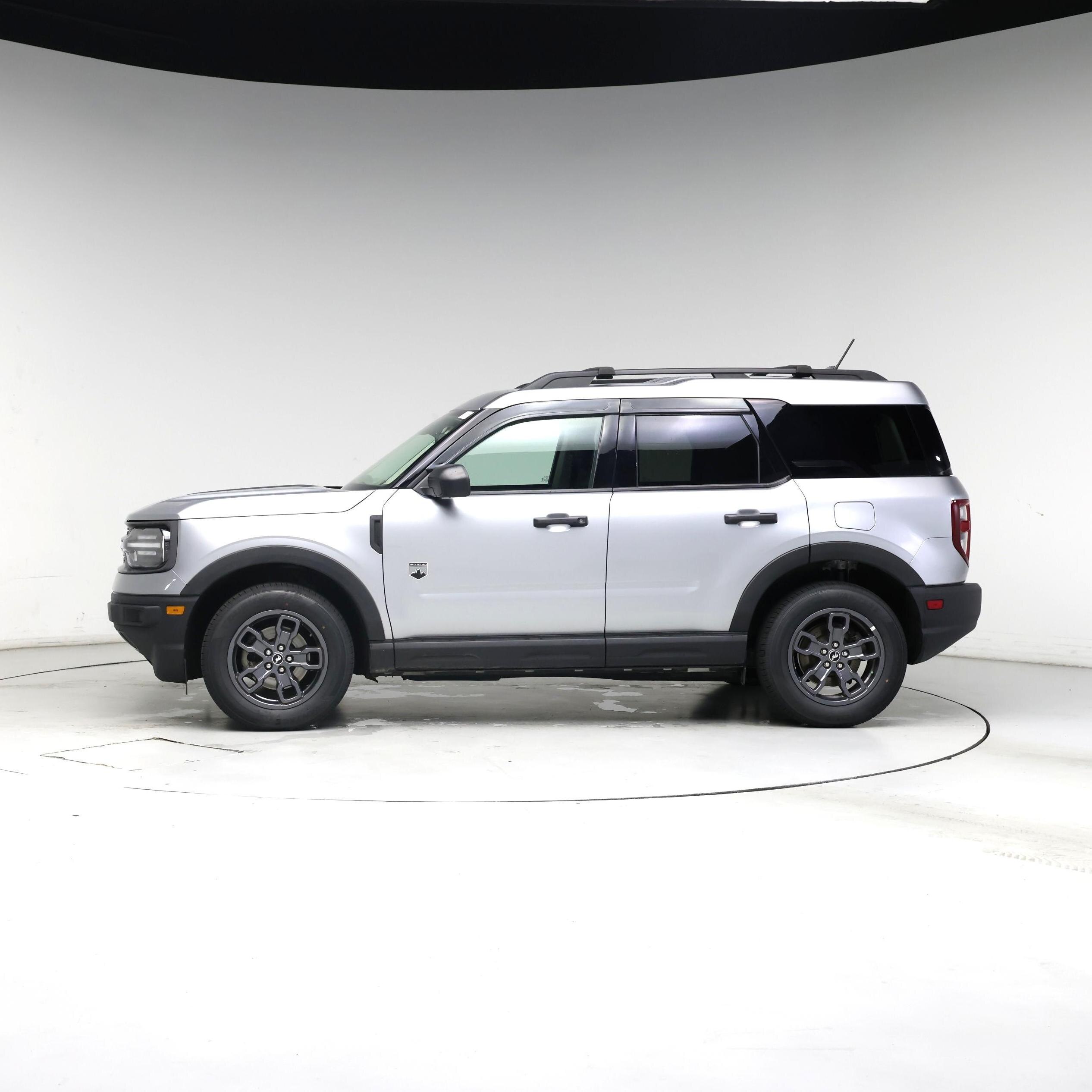 Thumbnail: 2022 Ford Bronco Sport - 3