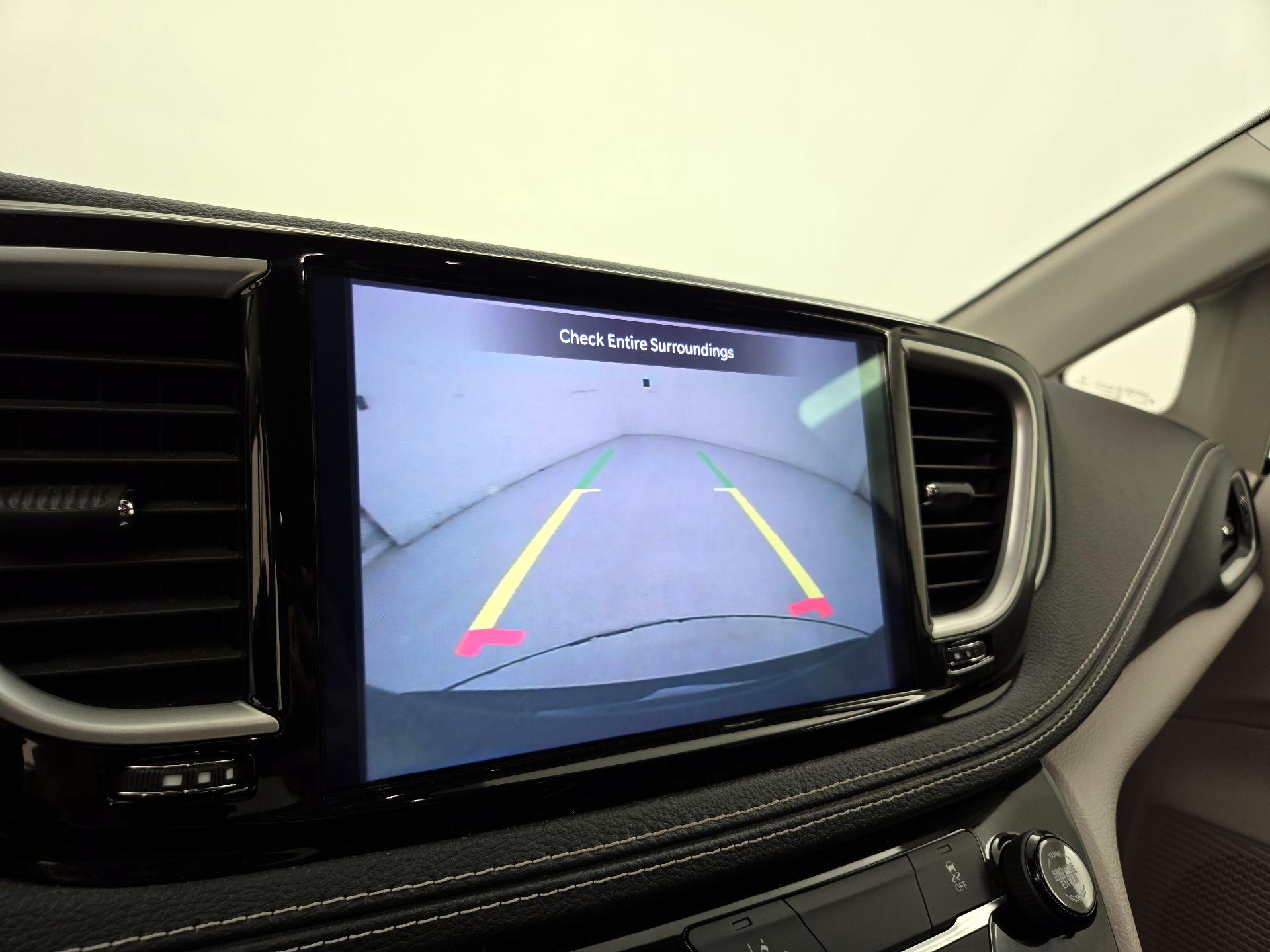 Thumbnail: 2022 Chrysler Pacifica - 14