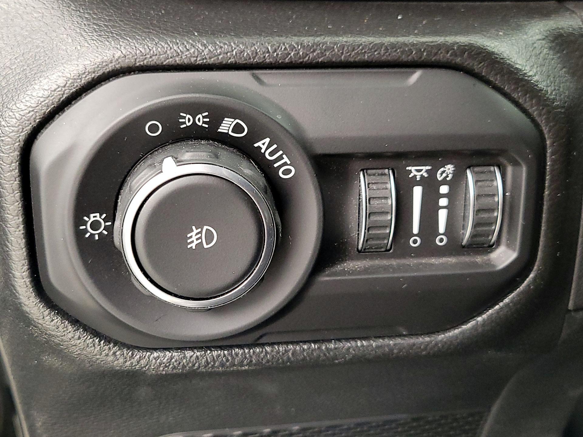 Thumbnail: 2022 Jeep Wrangler - 13