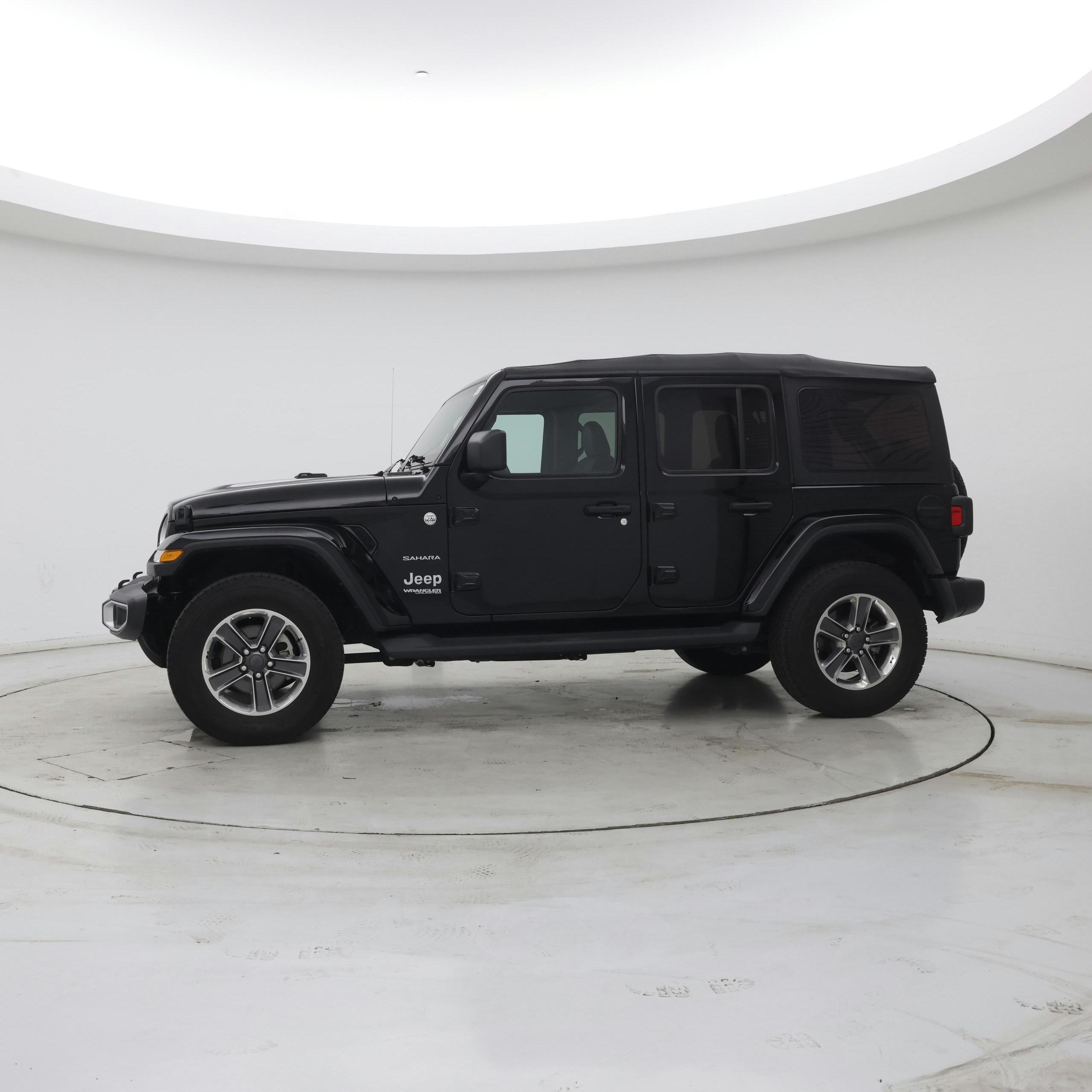 Thumbnail: 2022 Jeep Wrangler - 3