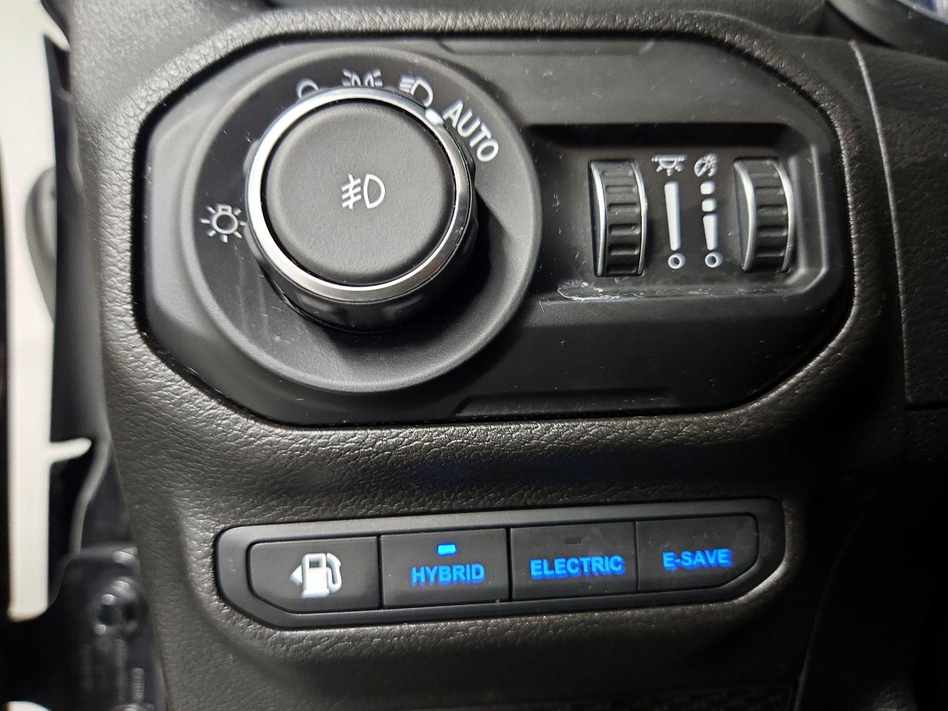 Thumbnail: 2022 Jeep Wrangler - 13