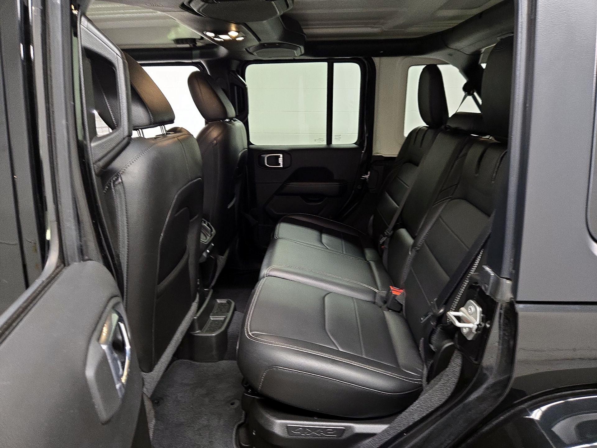 Thumbnail: 2022 Jeep Wrangler - 20