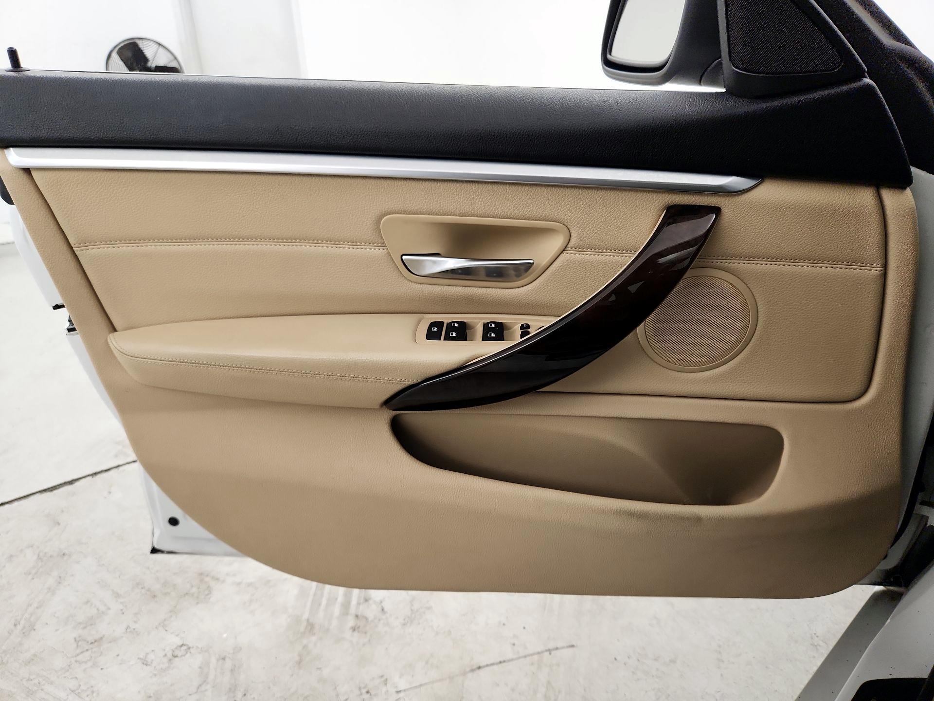 Thumbnail: 2016 BMW 4 Series - 12