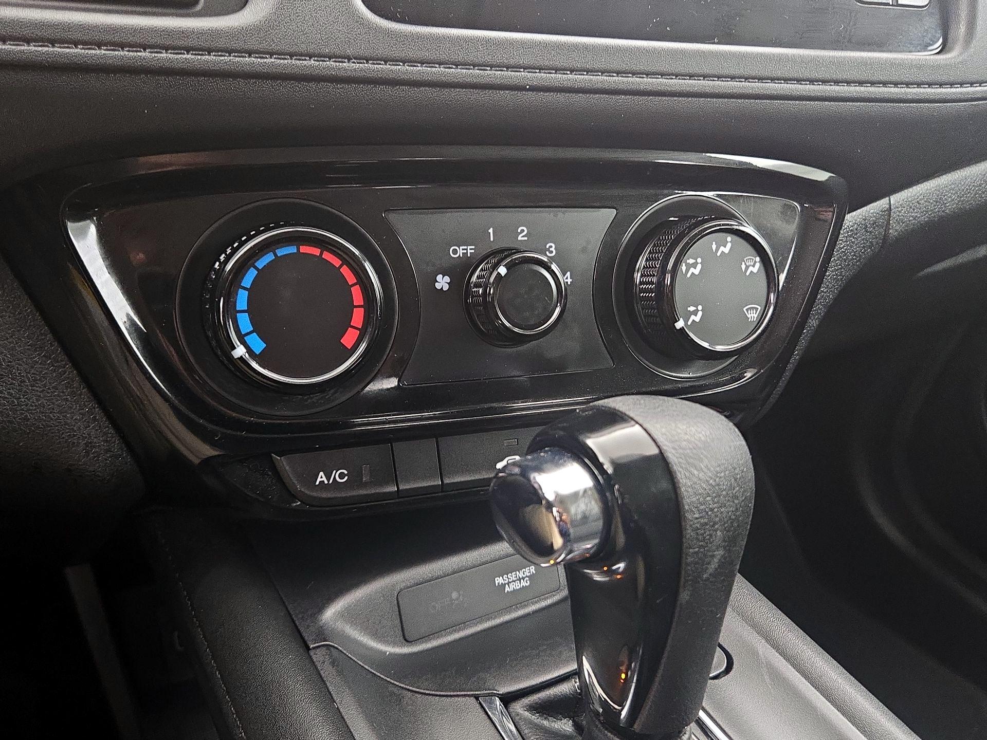 Thumbnail: 2019 Honda HR-V - 16