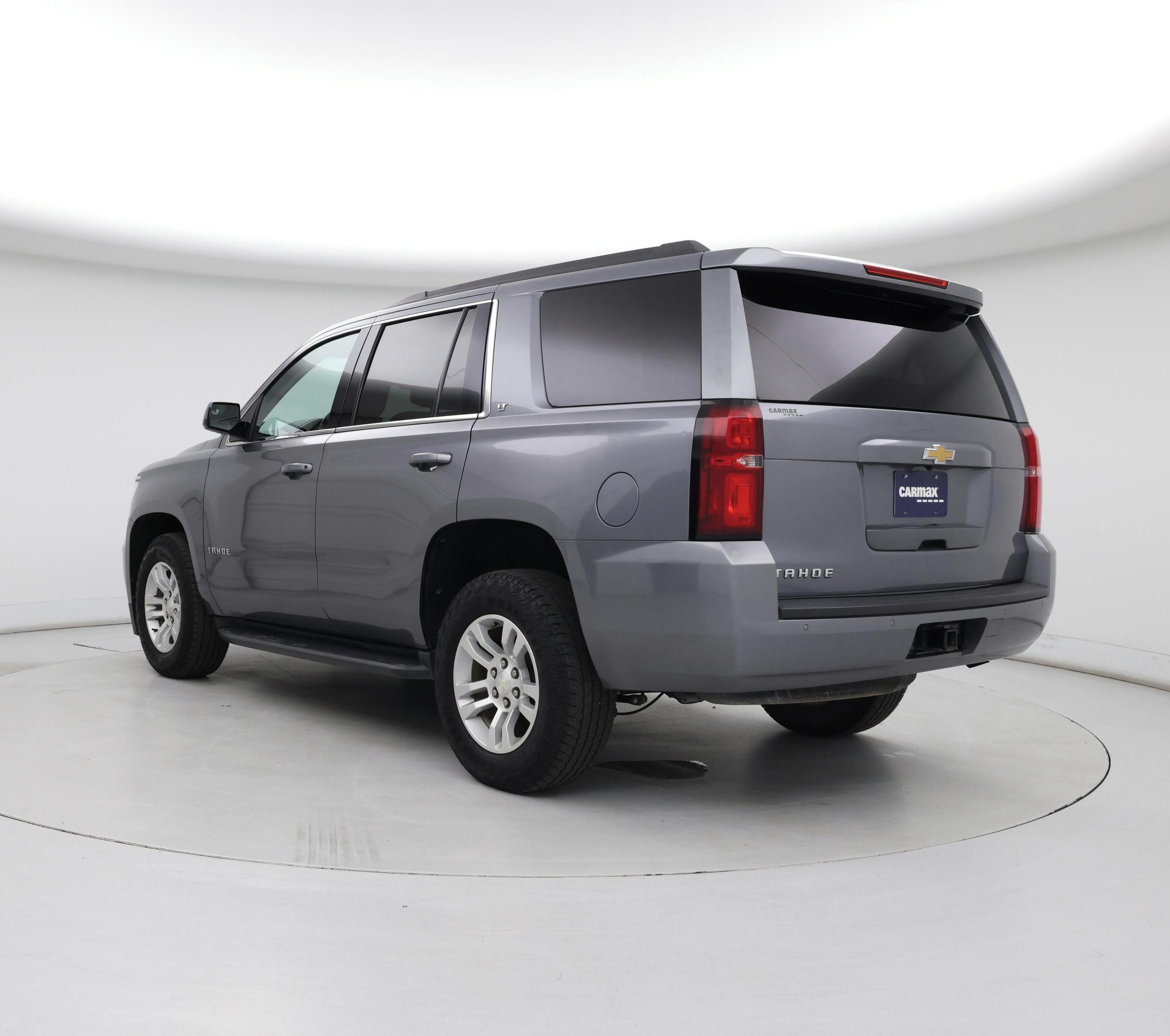 Thumbnail: 2019 Chevrolet Tahoe - 2