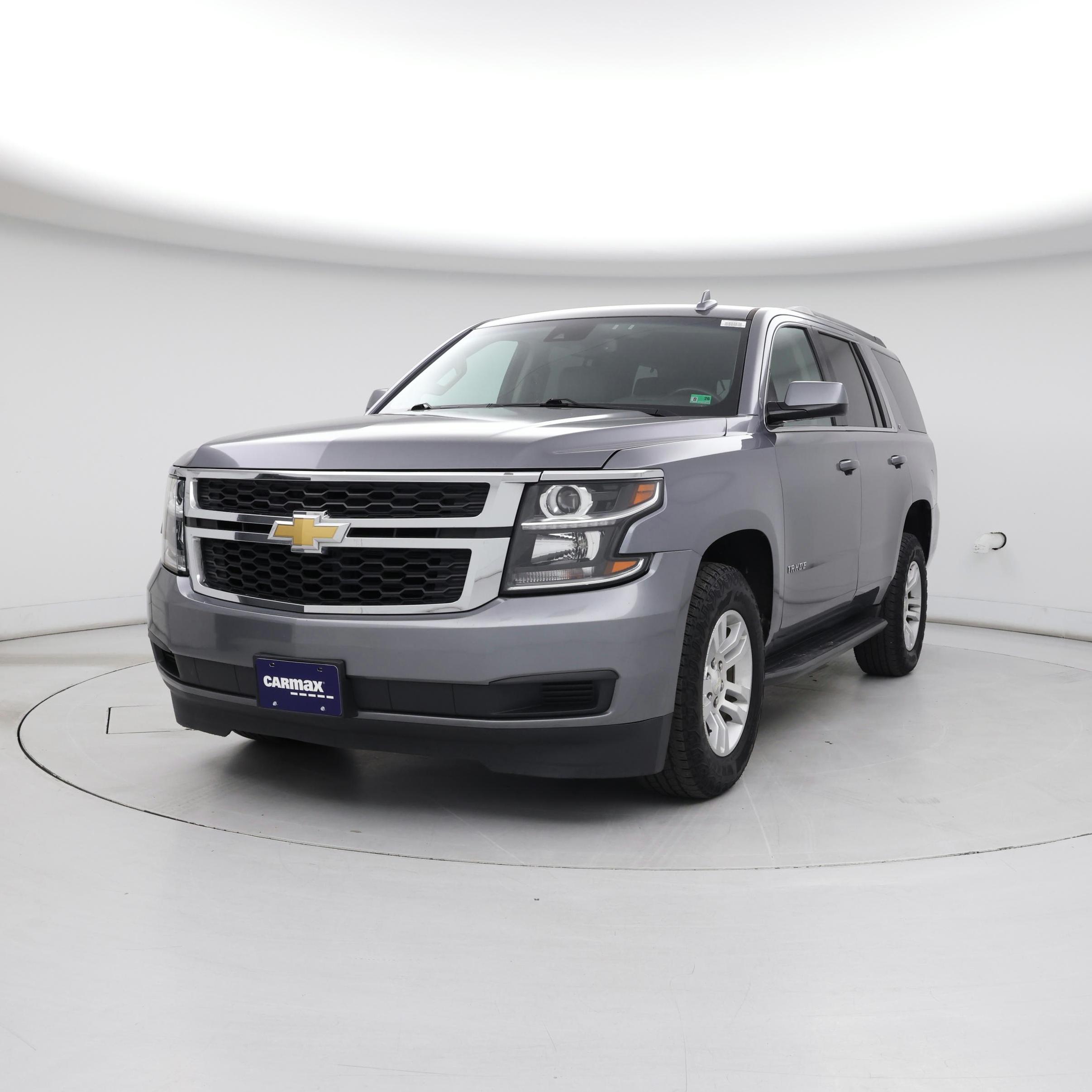 Thumbnail: 2019 Chevrolet Tahoe - 4