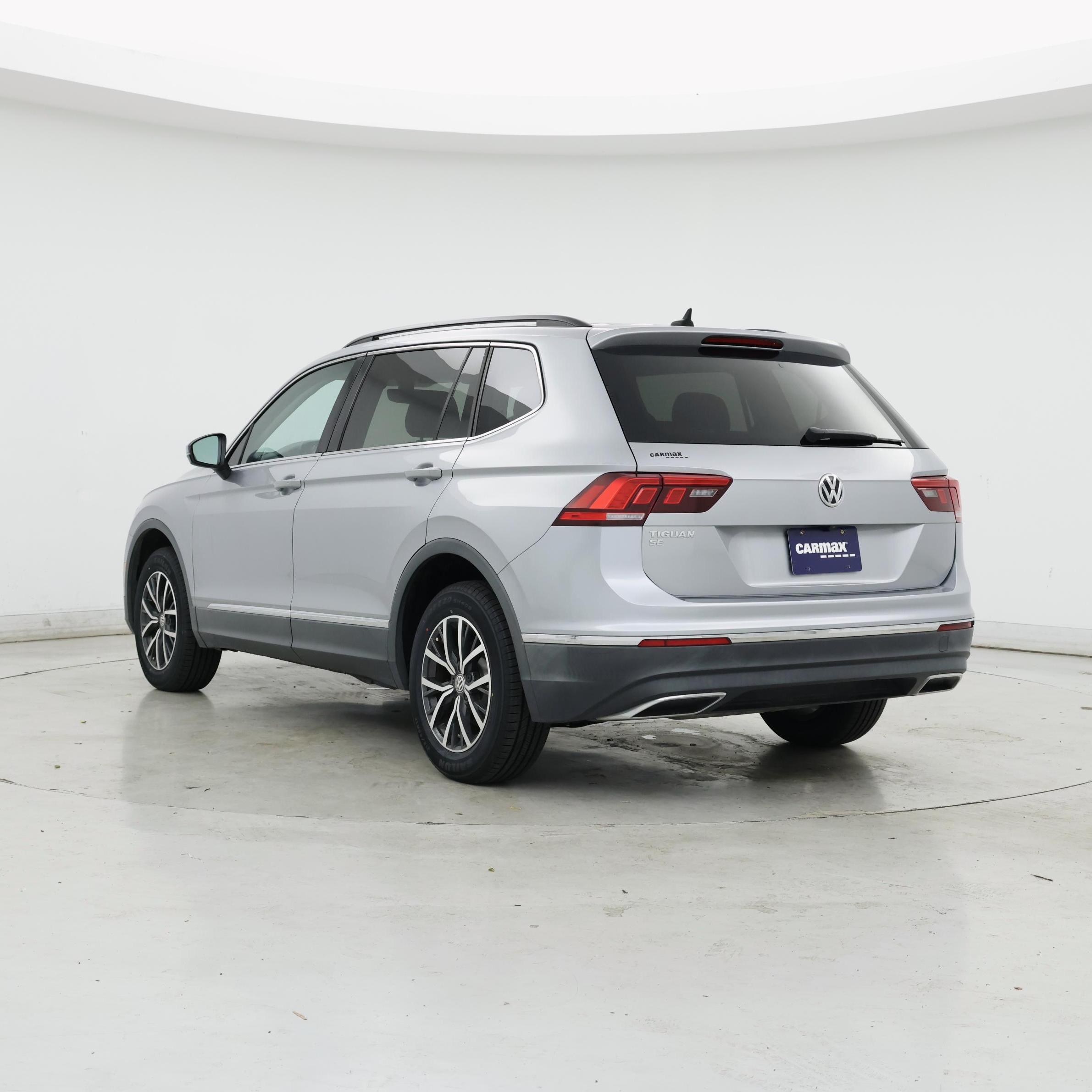 Thumbnail: 2020 Volkswagen Tiguan - 2