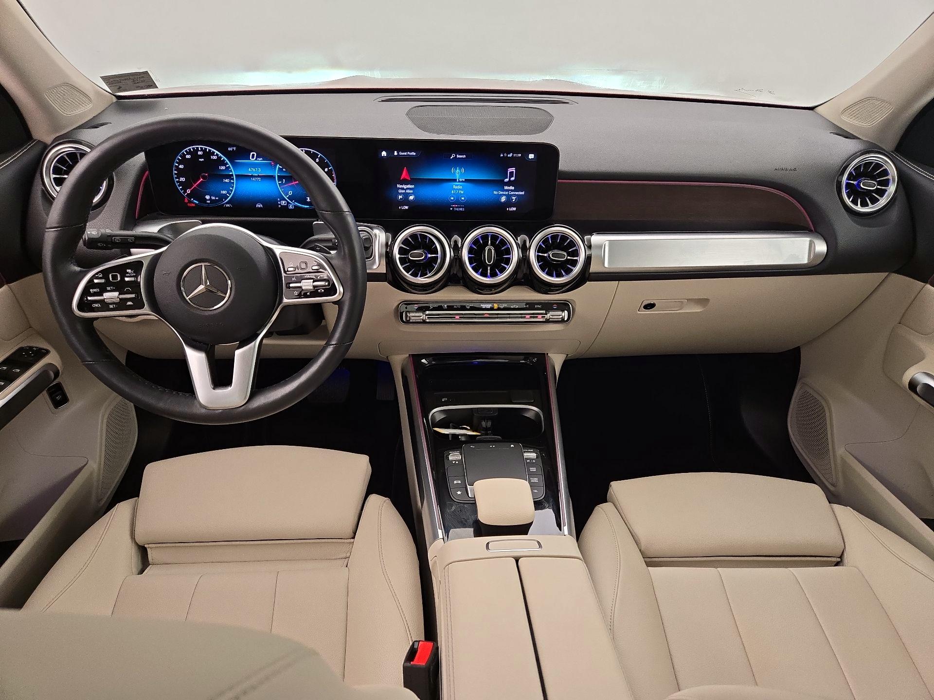 Thumbnail: 2023 Mercedes-Benz GLB - 9