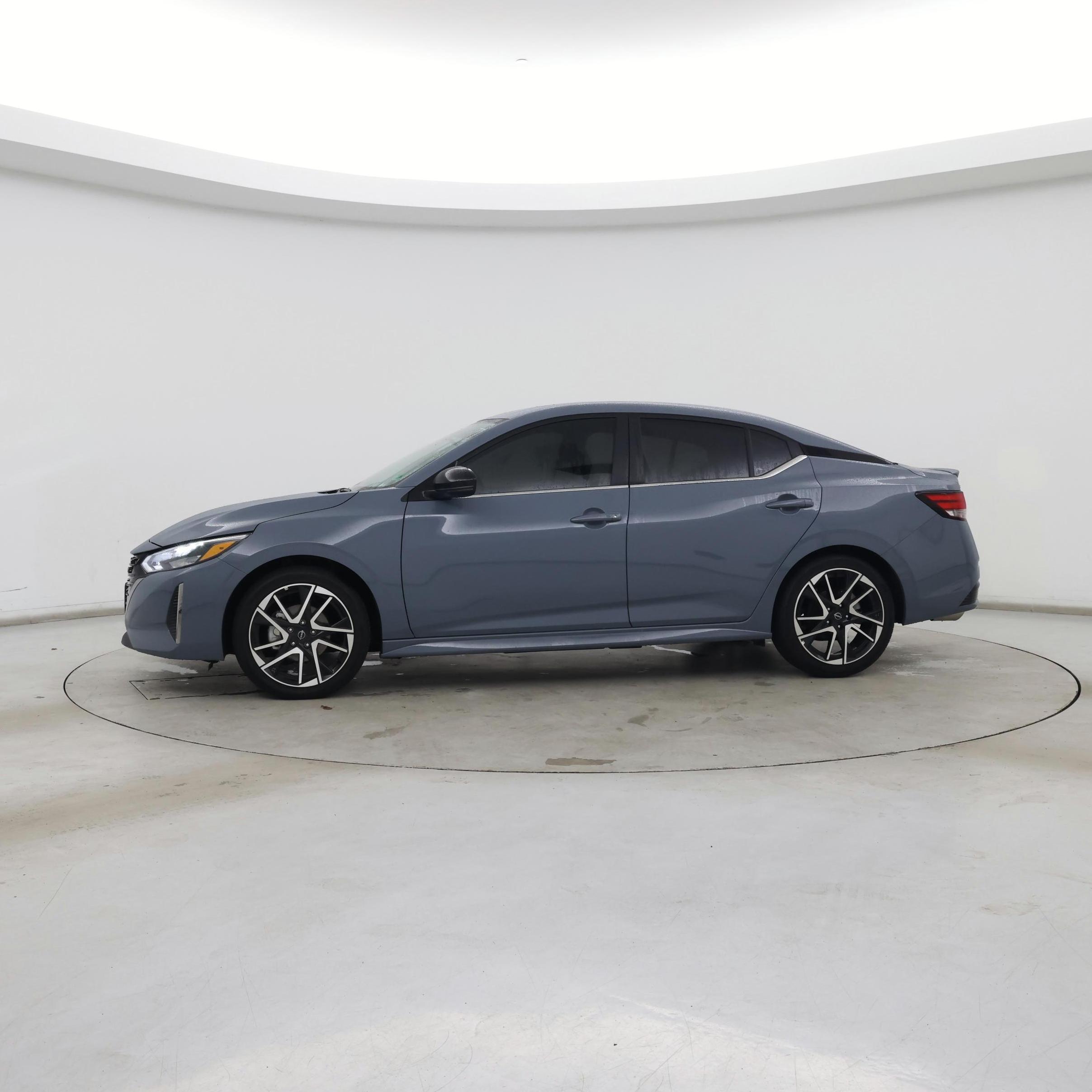 Thumbnail: 2025 Nissan Sentra - 3