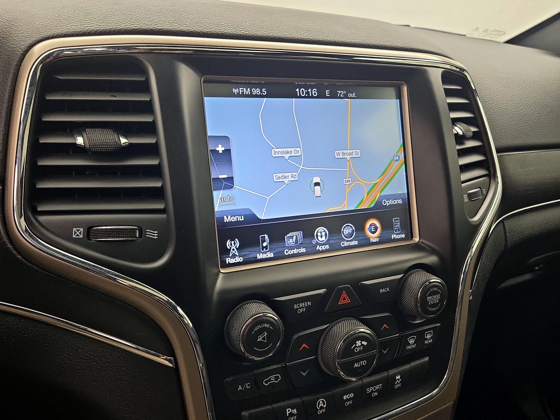Thumbnail: 2016 Jeep Grand Cherokee - 14