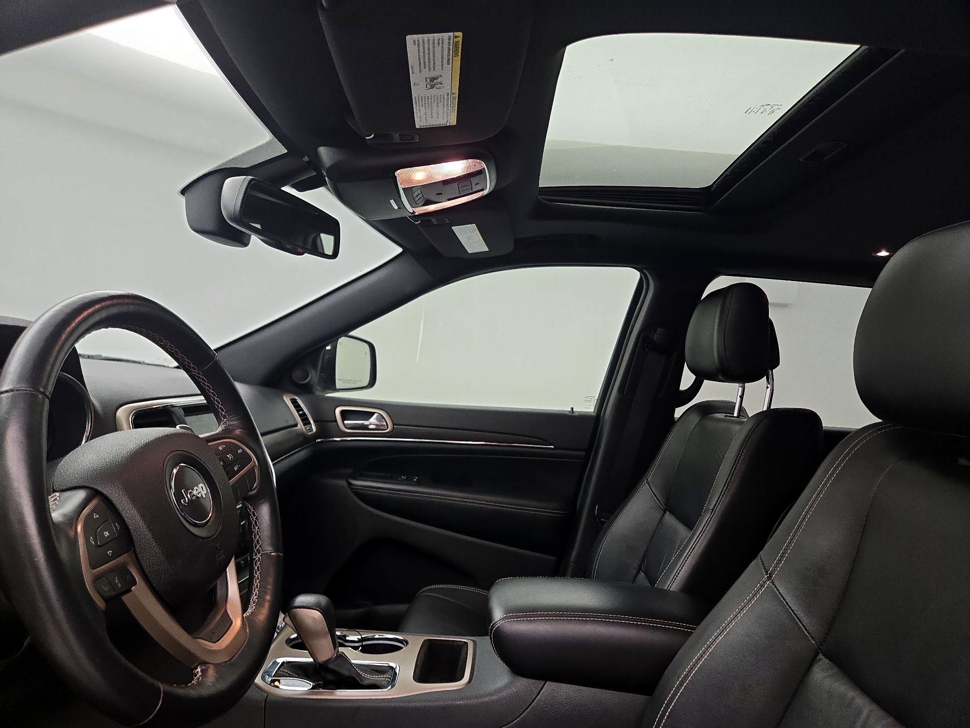 Thumbnail: 2016 Jeep Grand Cherokee - 20