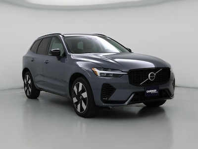 Gray 2024 Volvo XC60 Recharge PHEV T8 Plus Dark Theme