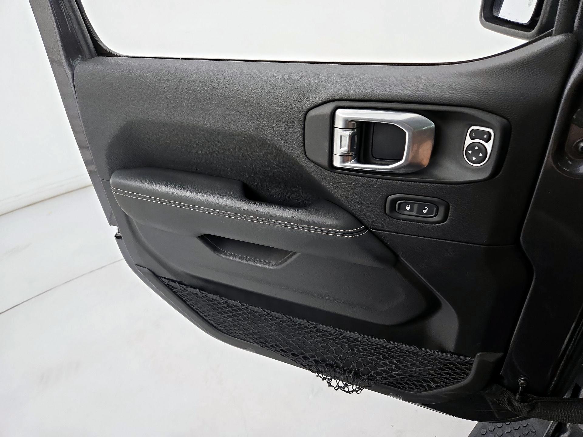 Thumbnail: 2023 Jeep Wrangler - 12
