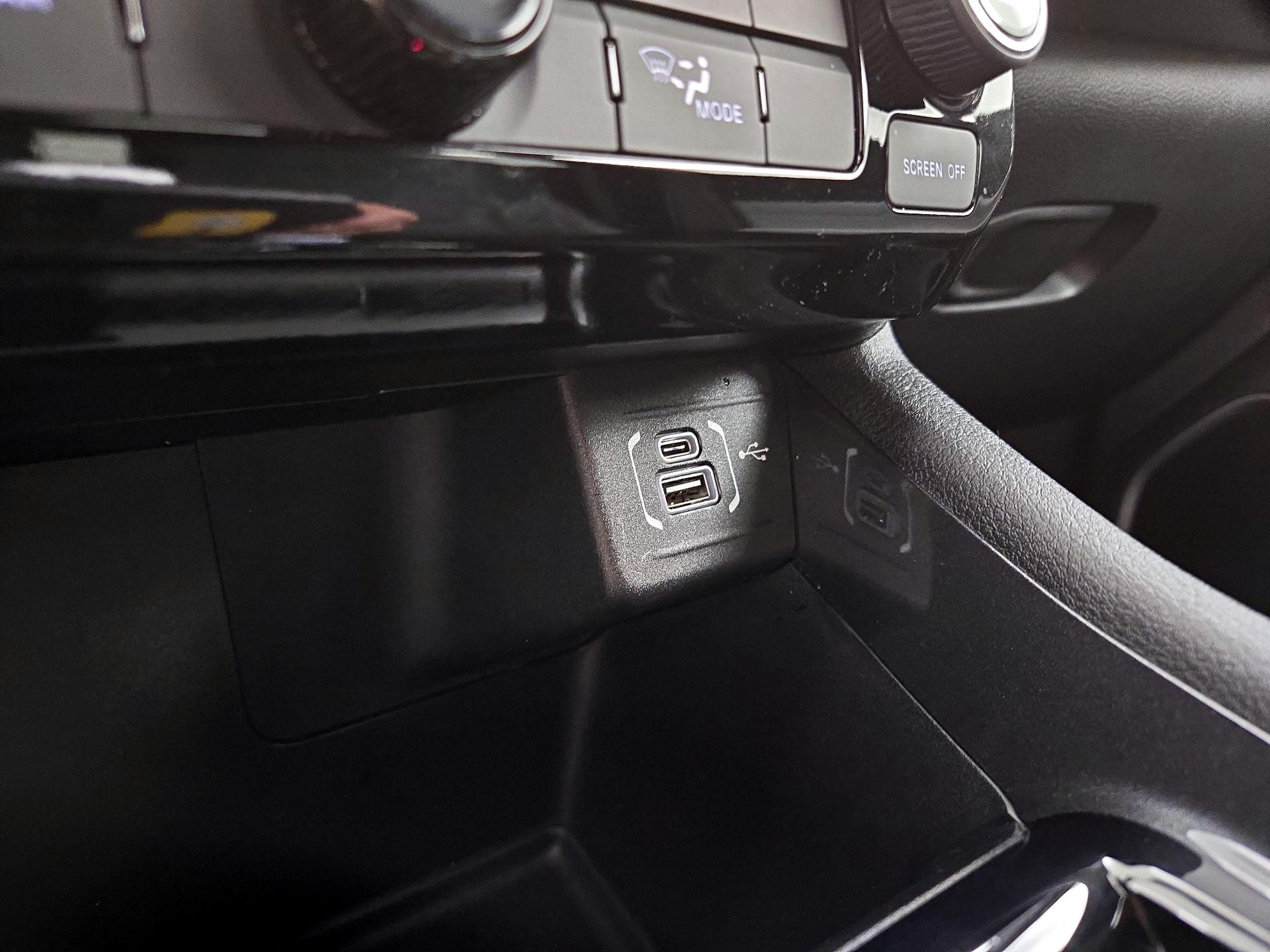 Thumbnail: 2023 Jeep Compass - 18