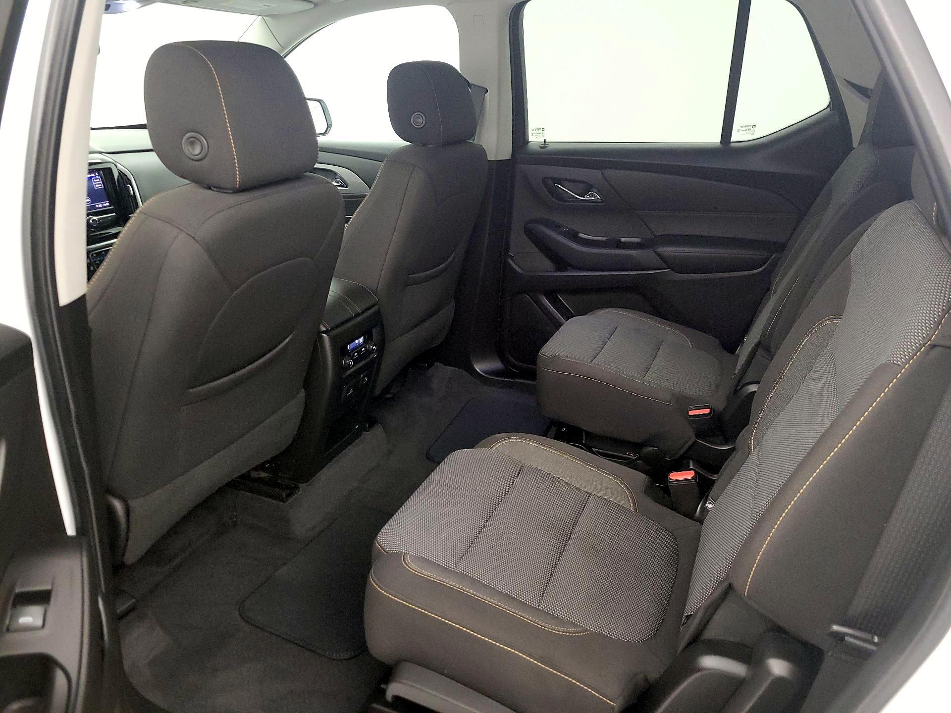 Thumbnail: 2020 Chevrolet Traverse - 19