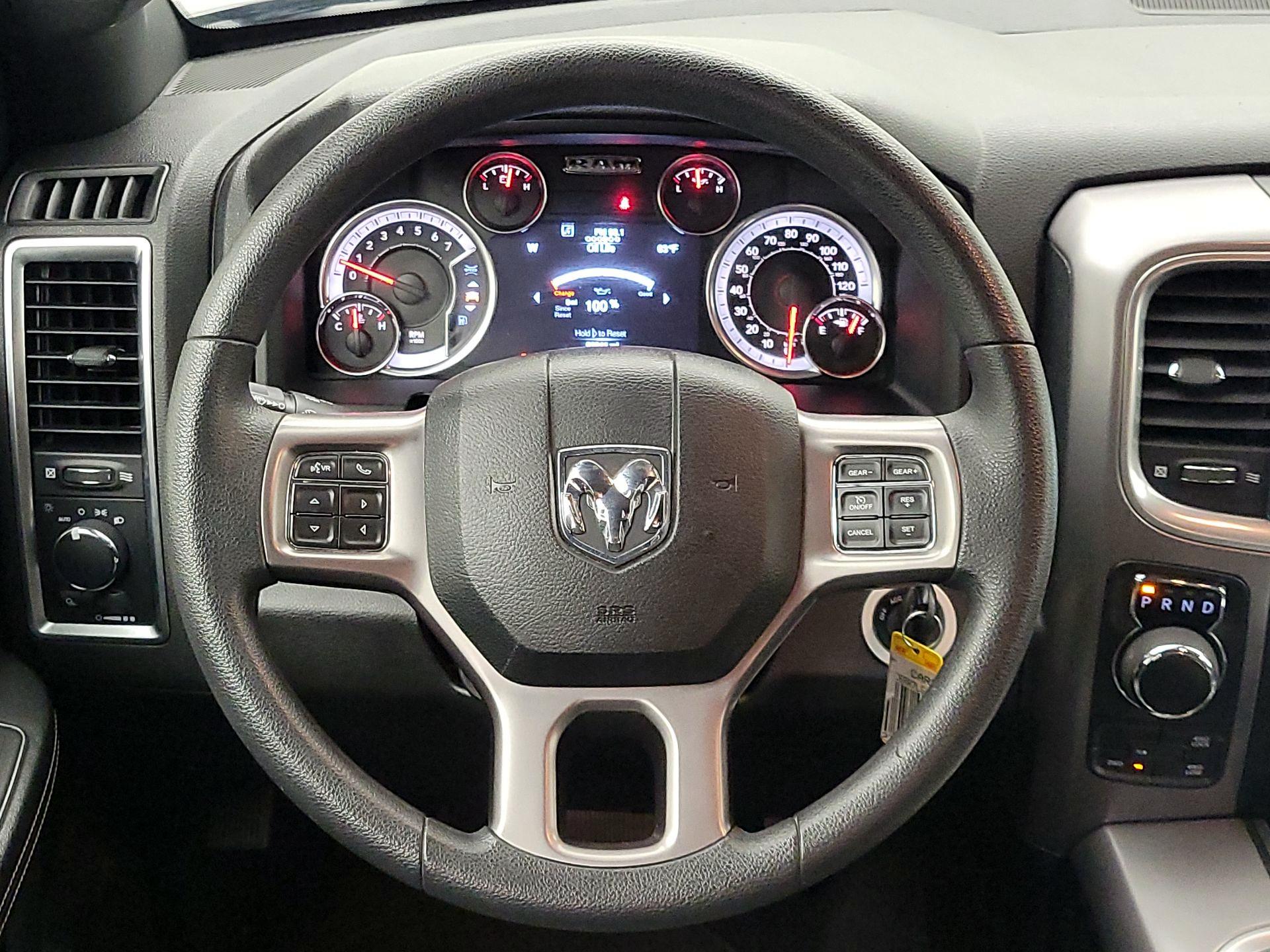 Thumbnail: 2023 RAM 1500 Classic - 10